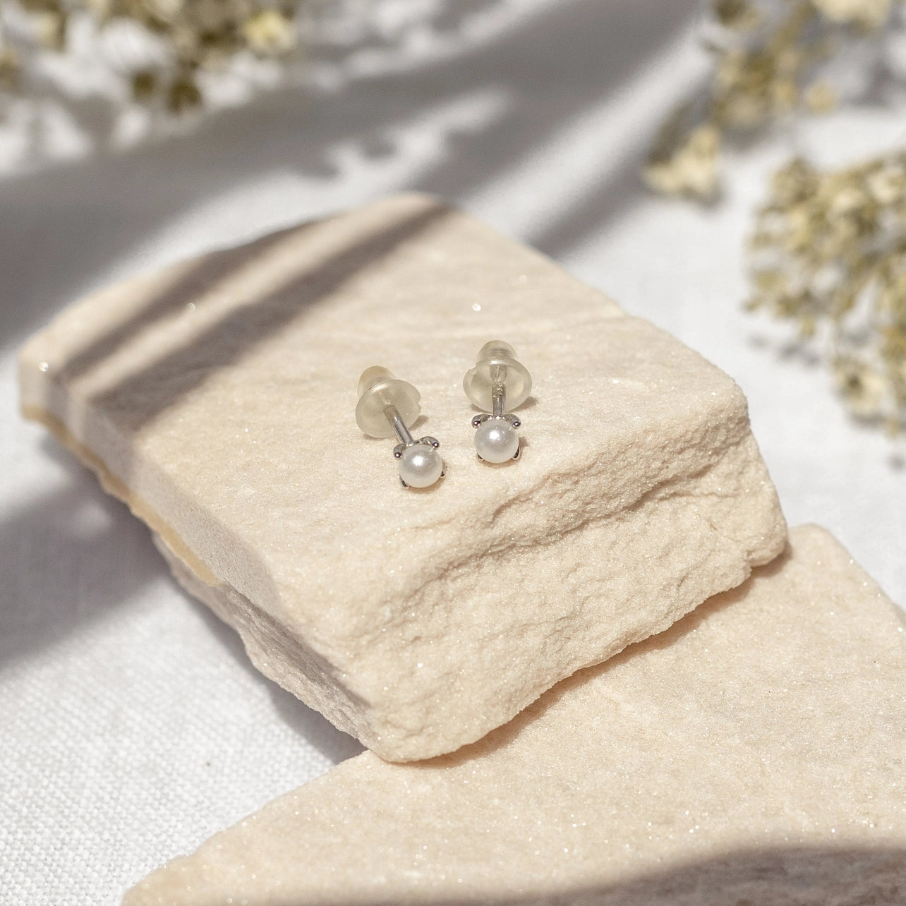 Pearl Diver Studs - Proper