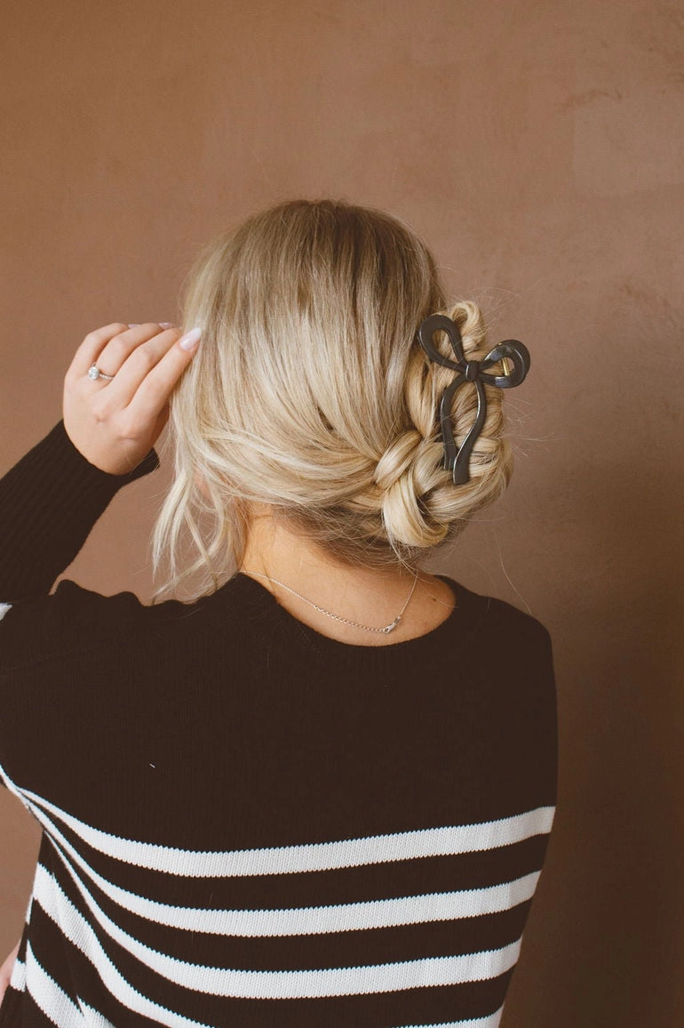 Bow Claw Clip - Proper