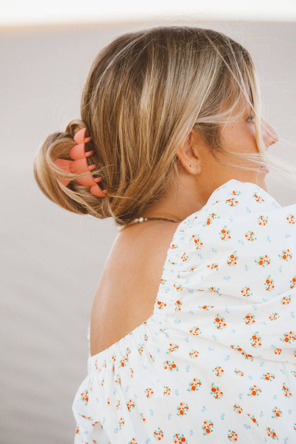 Scalloped Matte Claw Clip - Proper