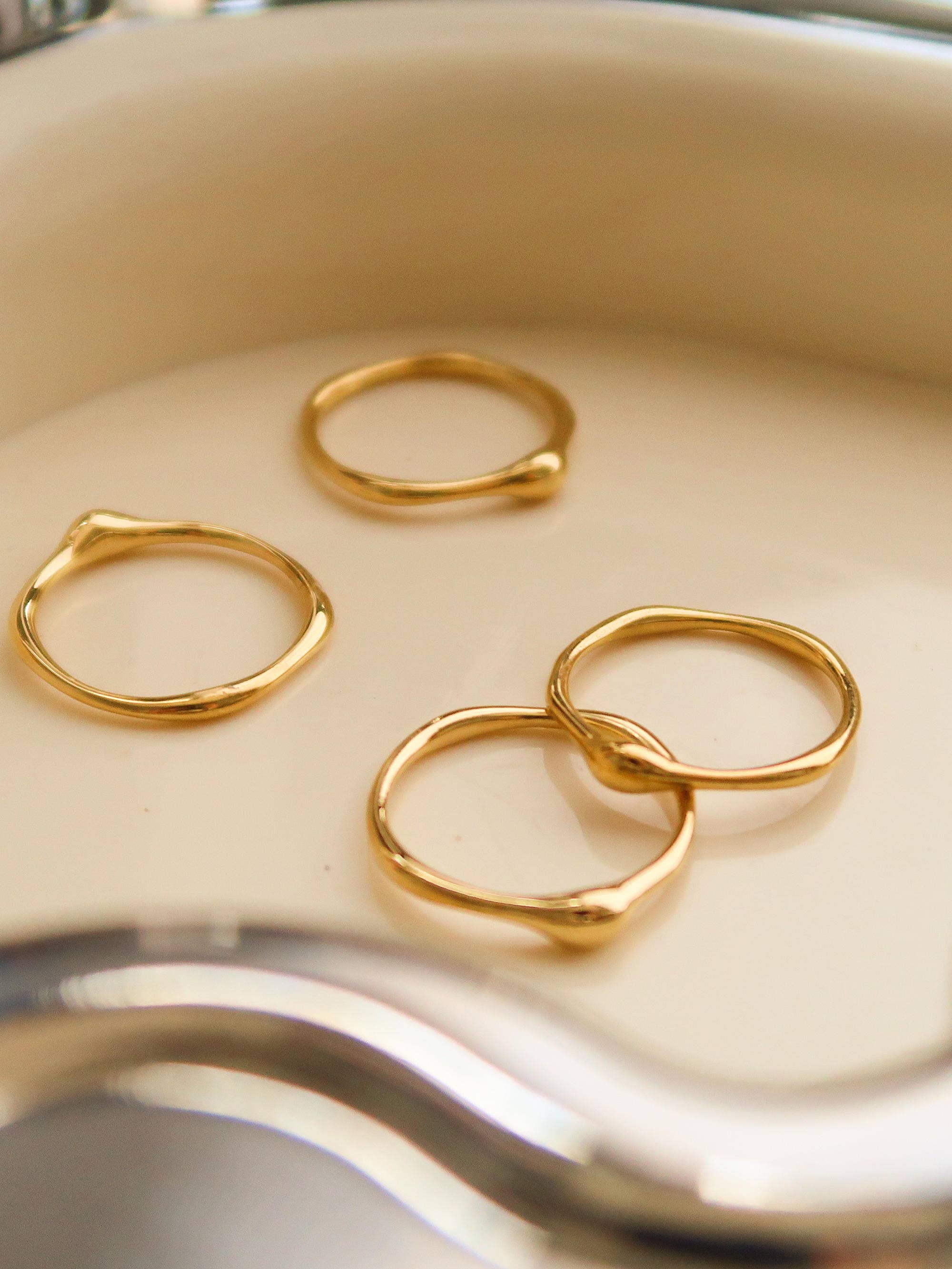 Rowena Minimalist Ring