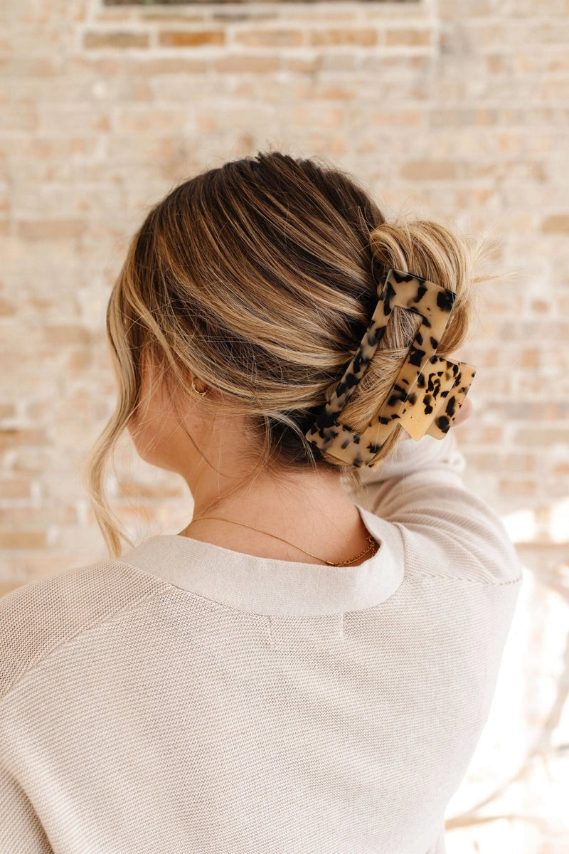 Large Acetate Claw Hair Clip - Proper