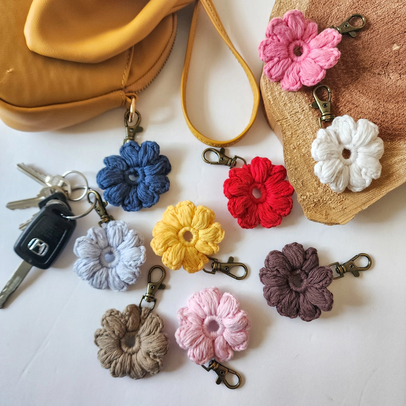 Handmade Daisy Keychain