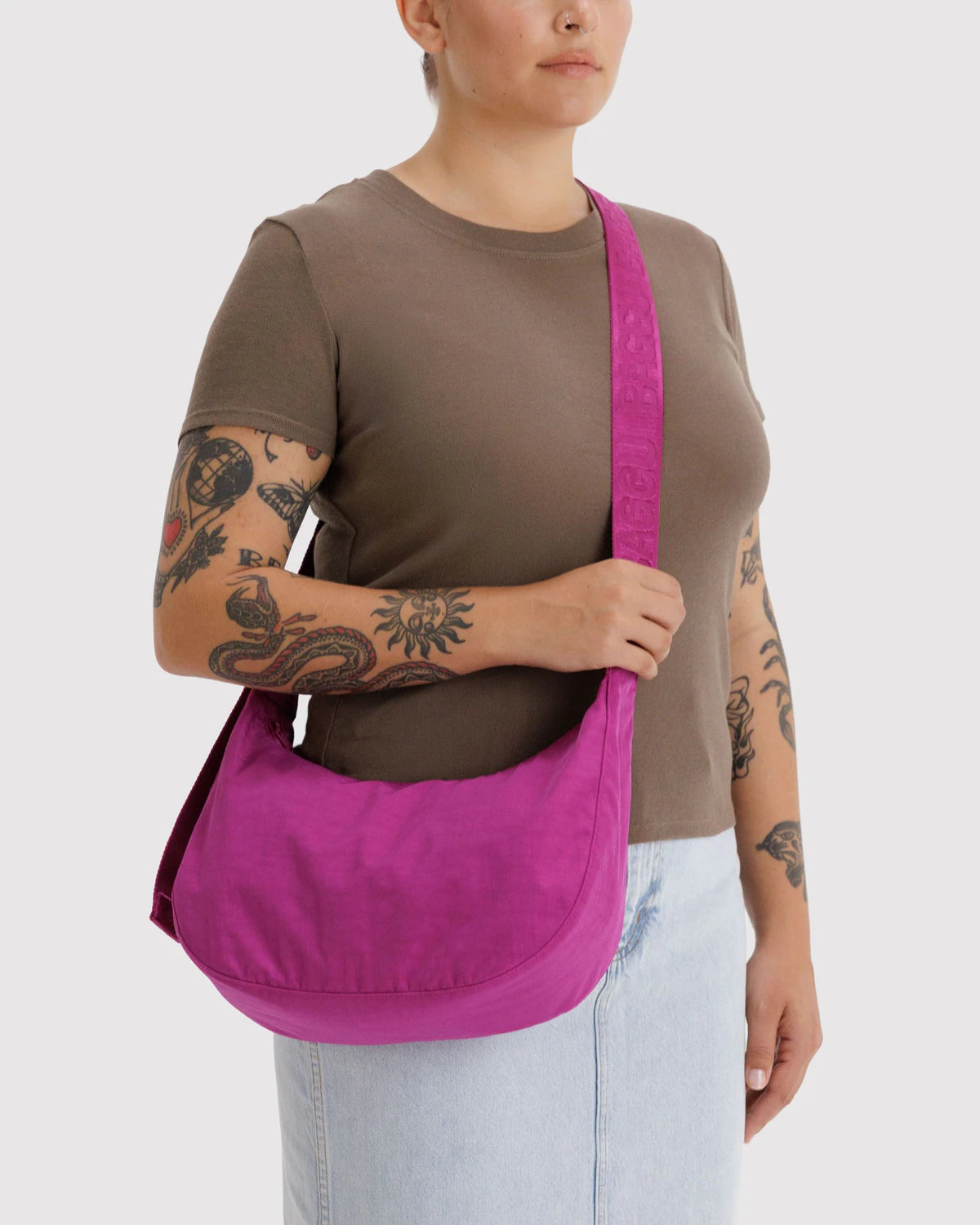 Baggu Medium Nylon Crescent Bag - Deep Fuchsia - Proper