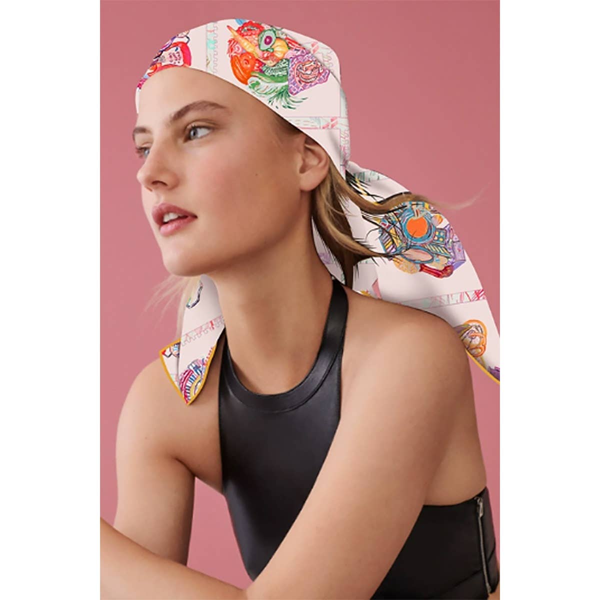 INSTRUMENTS AND FRUIT PRINT TRIANGLE SCARF - Proper