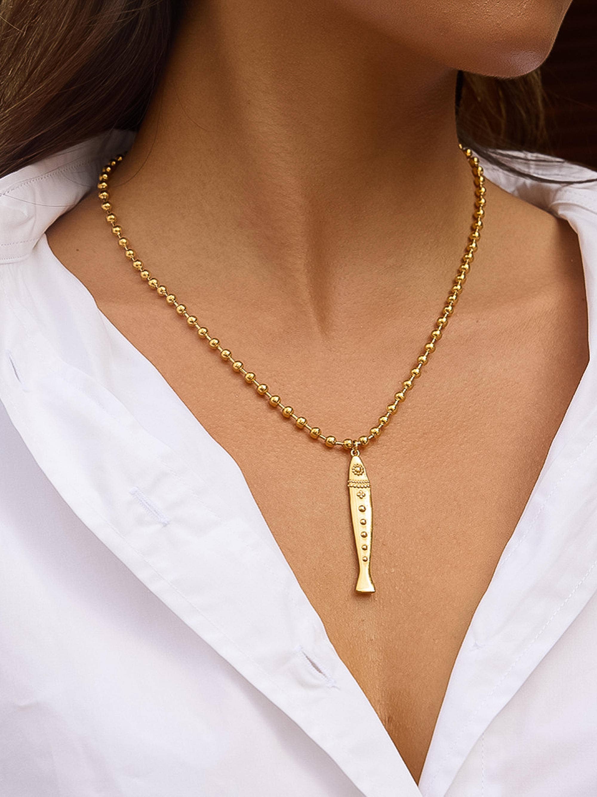 Bellisse 18K Gold Non-Tarnish Vintage Fish Necklace - Proper