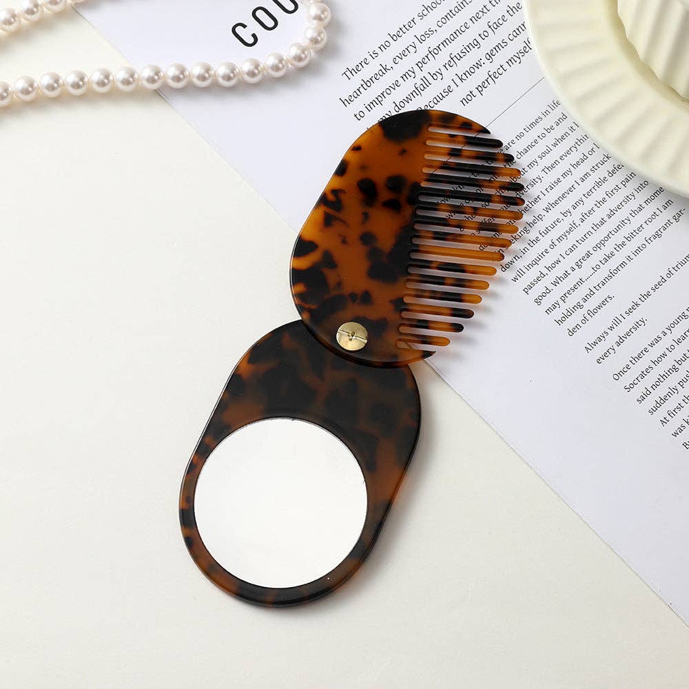 Oval Mirror + Comb