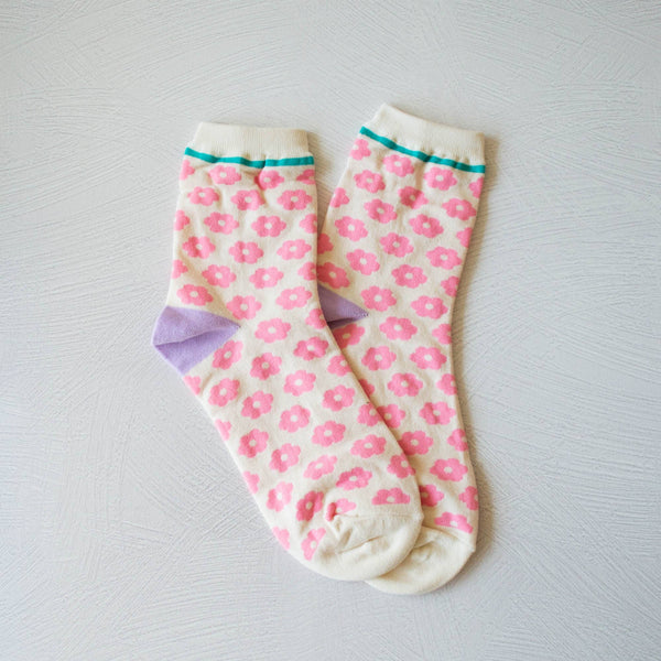 Daisy Flower Casual Socks: Cream/Pink - Proper