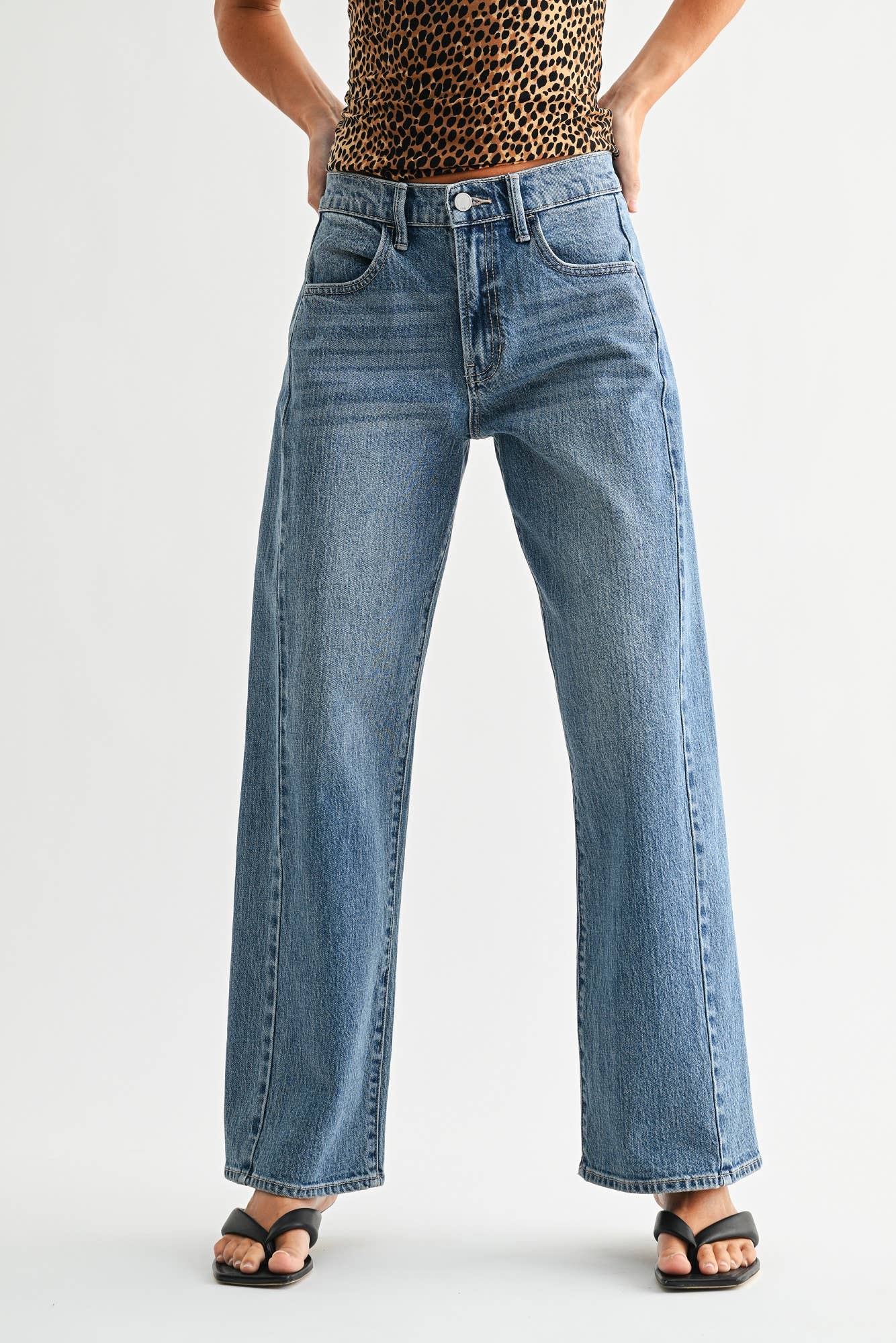Slight Barrel Twist Jeans - Proper