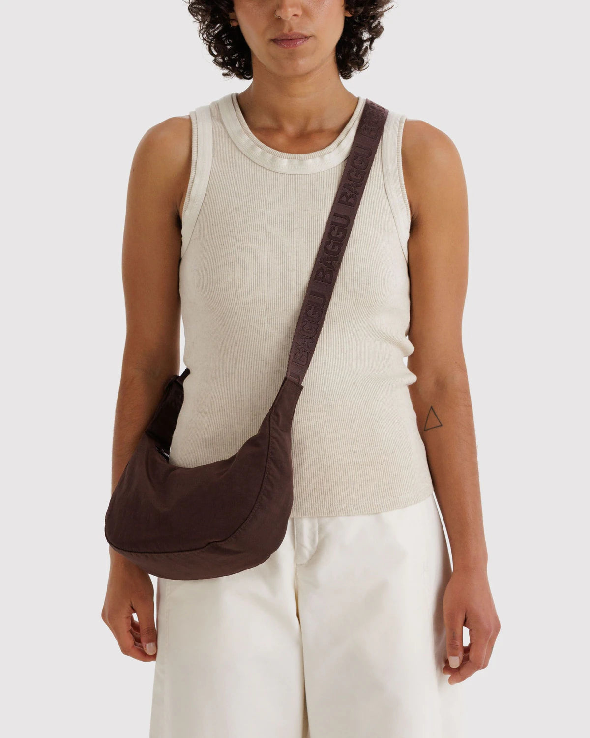 Baggu Small Nylon Crescent Bag - Coffee - Proper