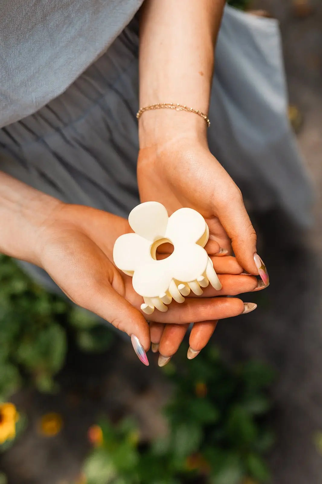 Daisy Hair Clip - Proper