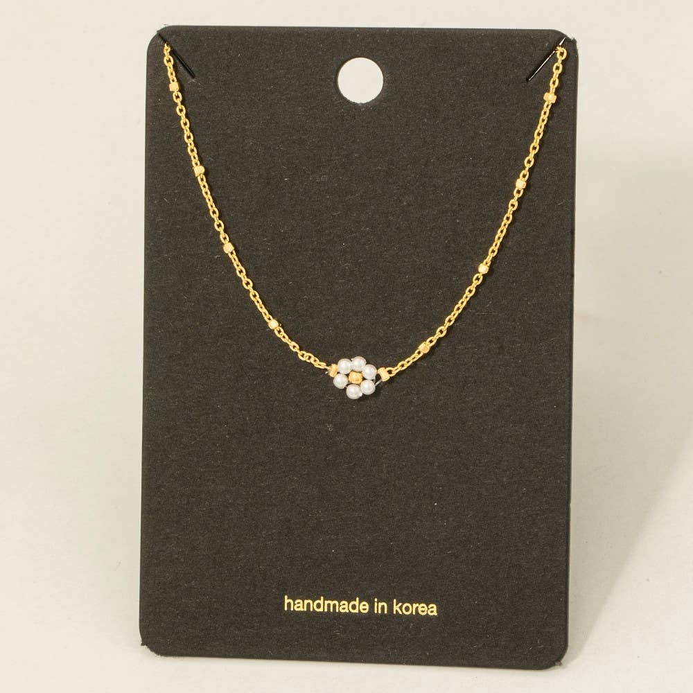 Beaded Flower Pendant Dainty Chain Necklace - Proper