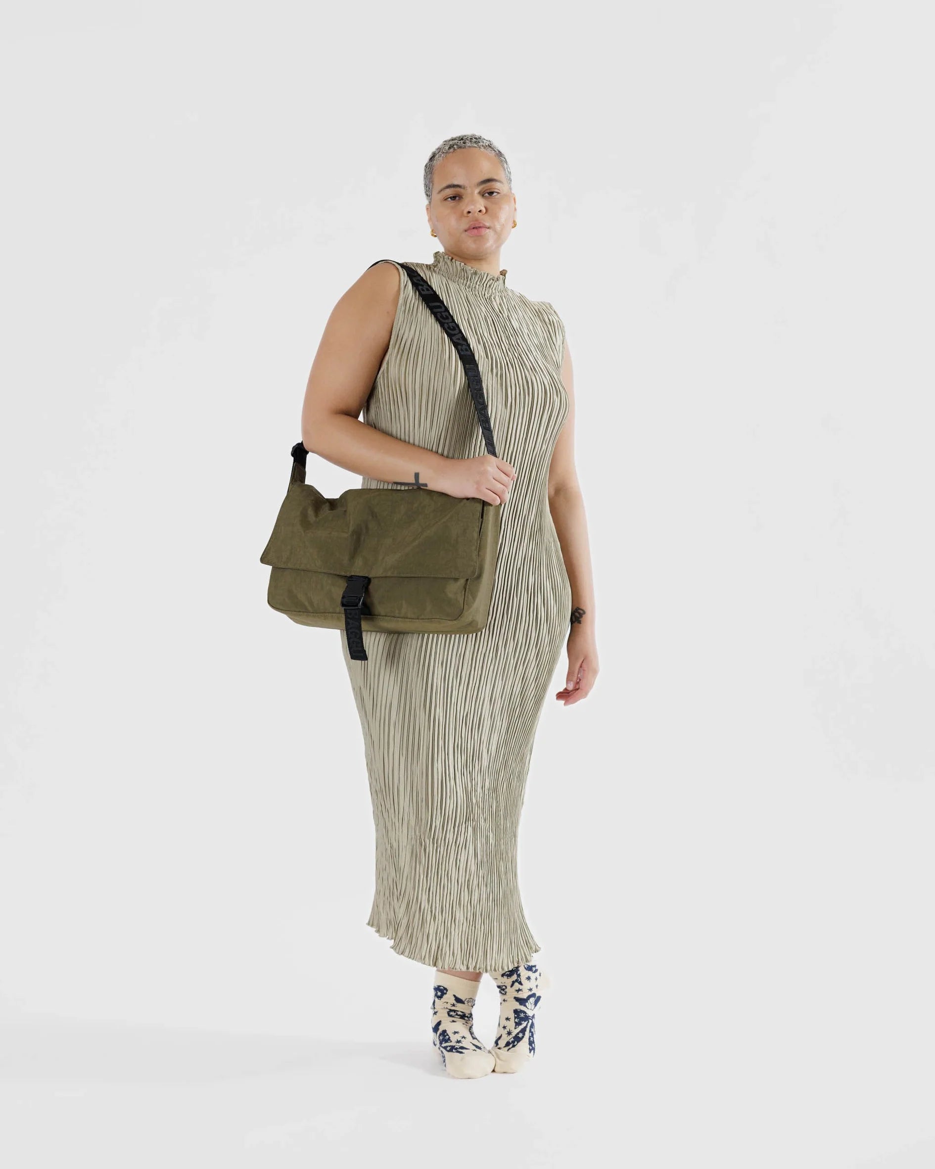 Baggu Nylon Messenger Bag - Seaweed - Proper