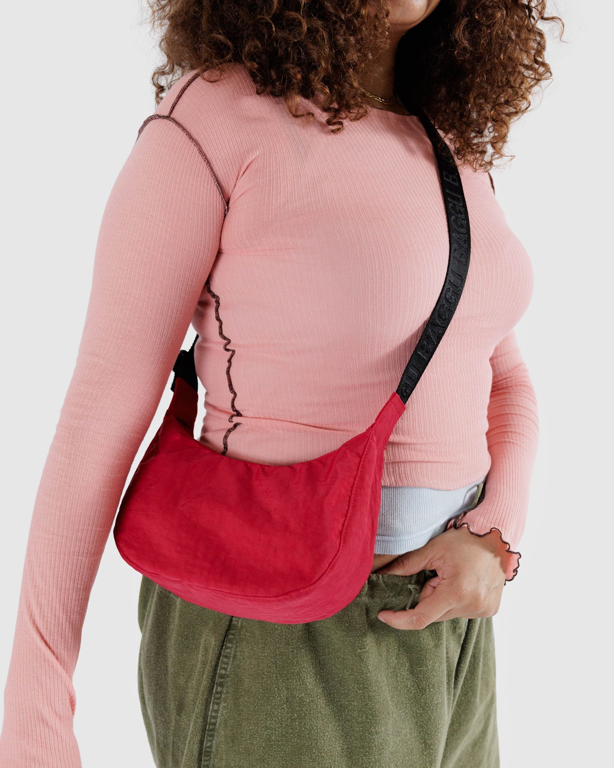 Baggu Small Nylon Crescent Bag - Candy Apple - Proper