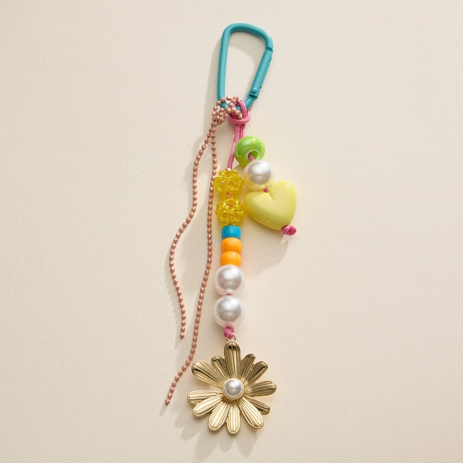 Daisy Beaded Bag Charm