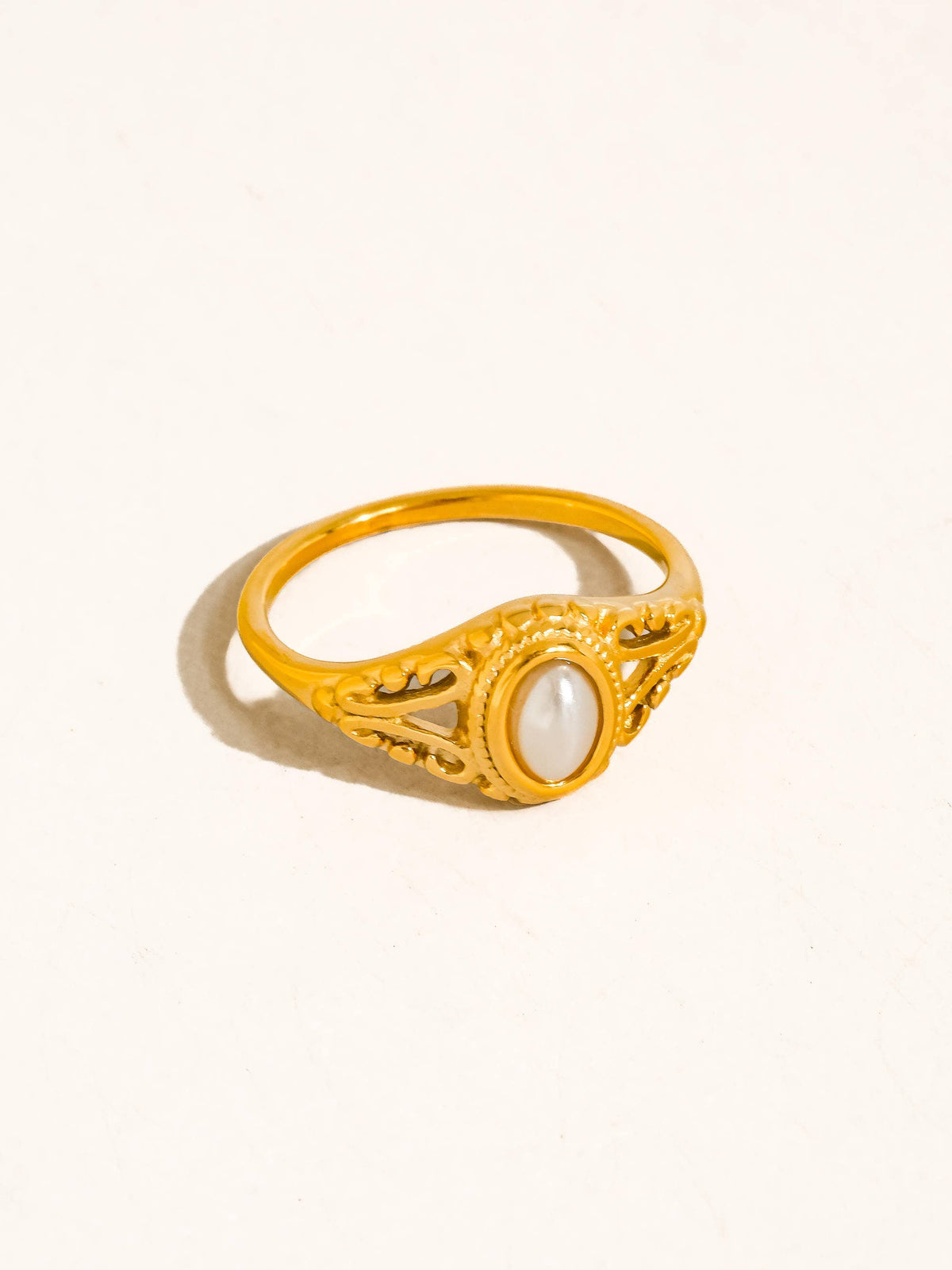 Blois Pearl Filigree Ring