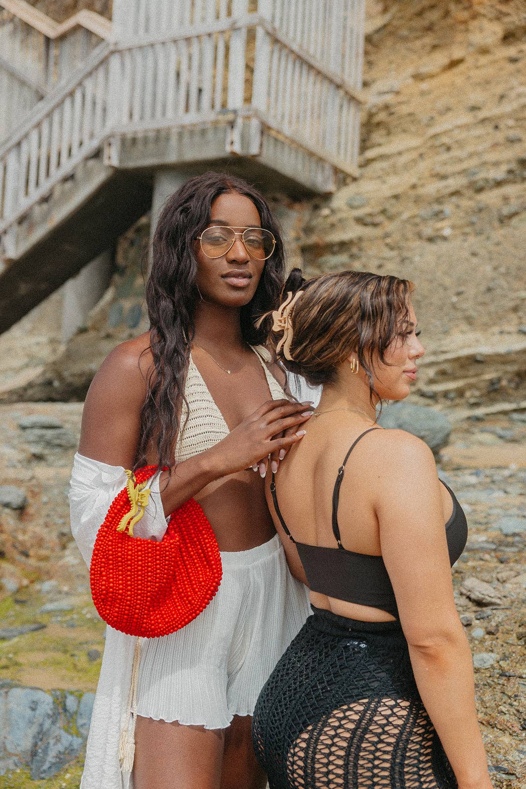 Kaxi Wavy Hold Everything Claw Clip - Proper