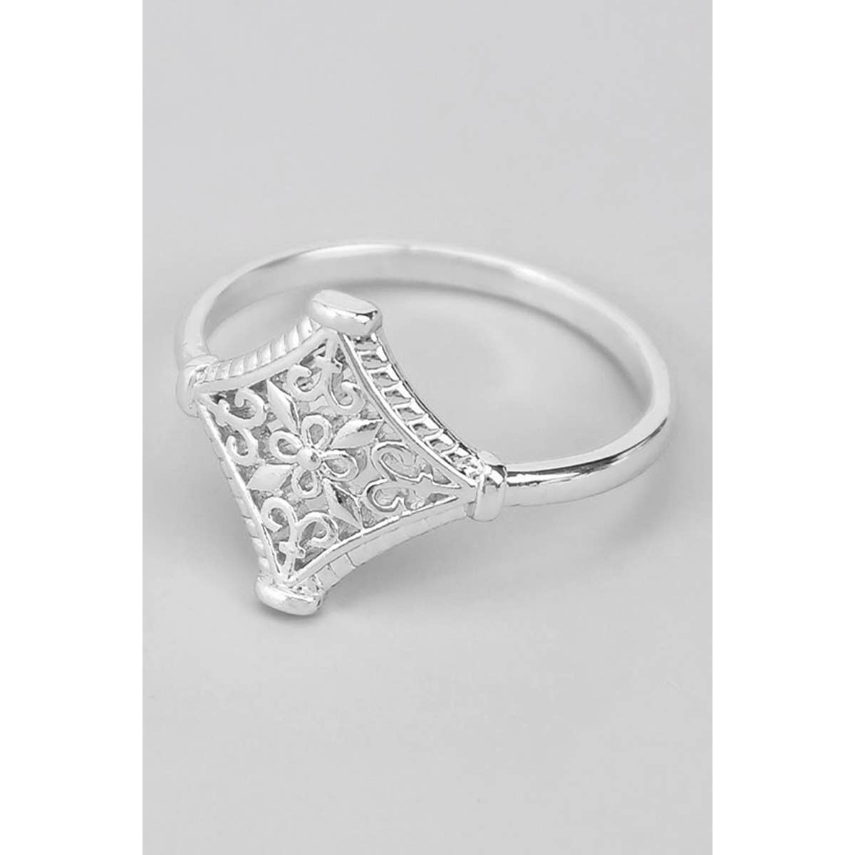 DIAMOND SHAPED FILIGREE CUTOUT BRASS RING - Proper