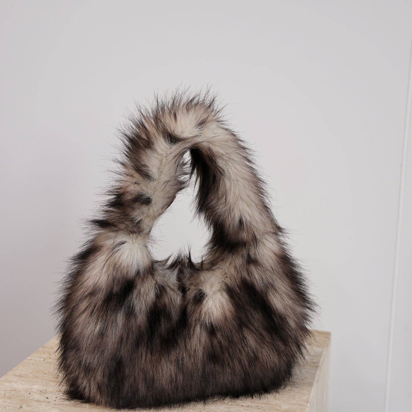 Winter Leopard Print Fluffy Underarm Handbag DP25G667 - Proper