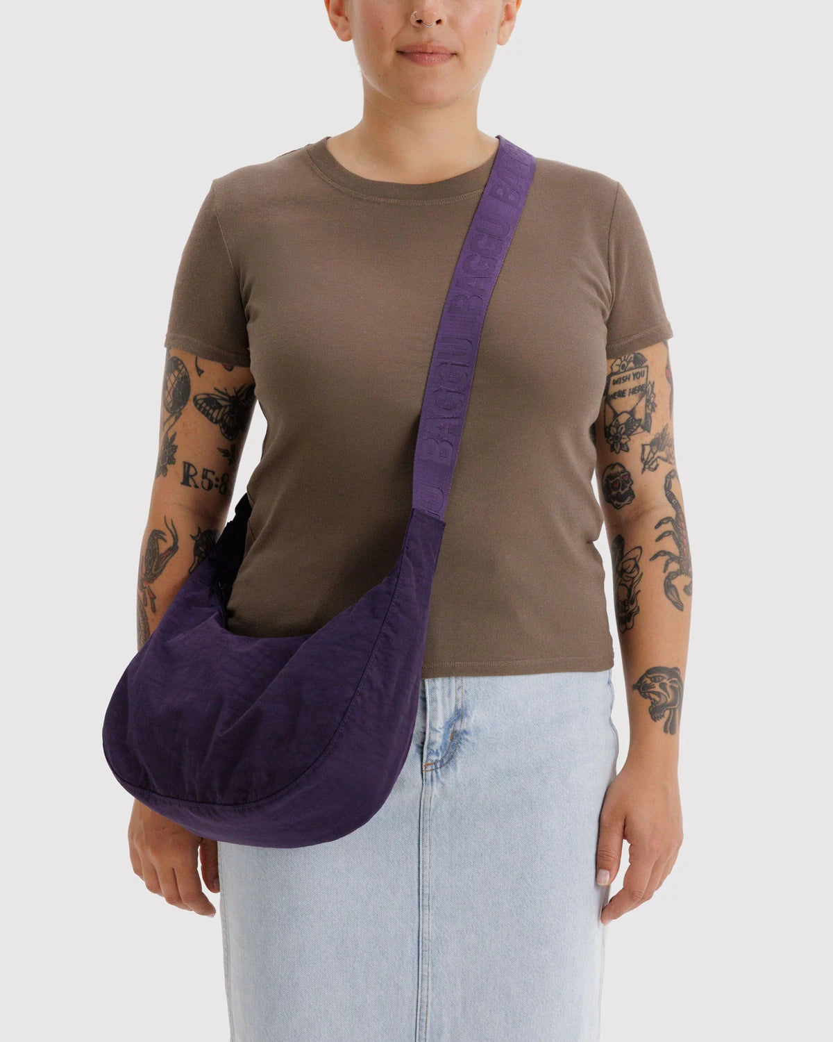 Baggu Medium Nylon Crescent Bag - Fig - Proper