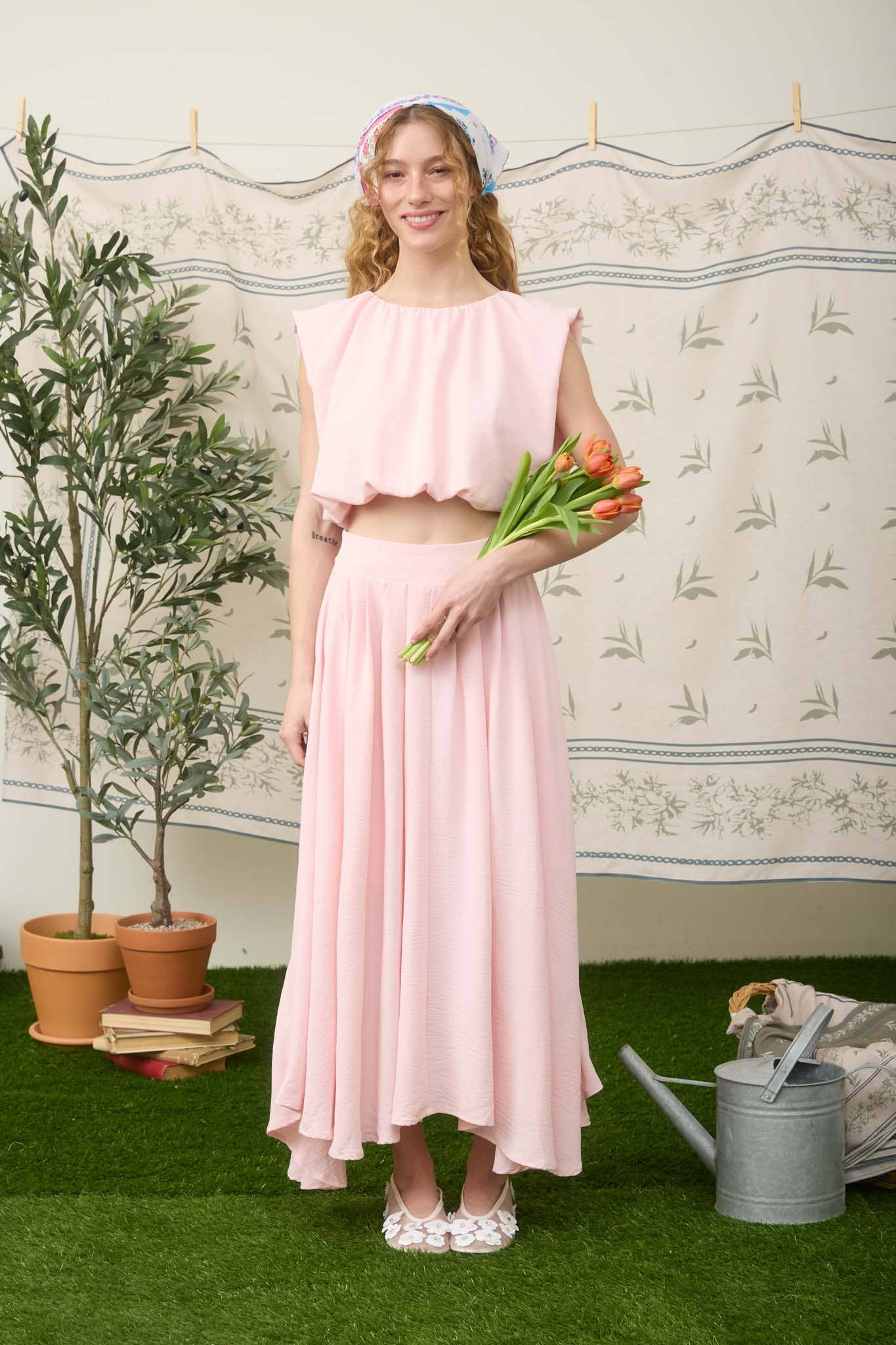 SLEEVELESS BALLOON CROP TOP - Proper