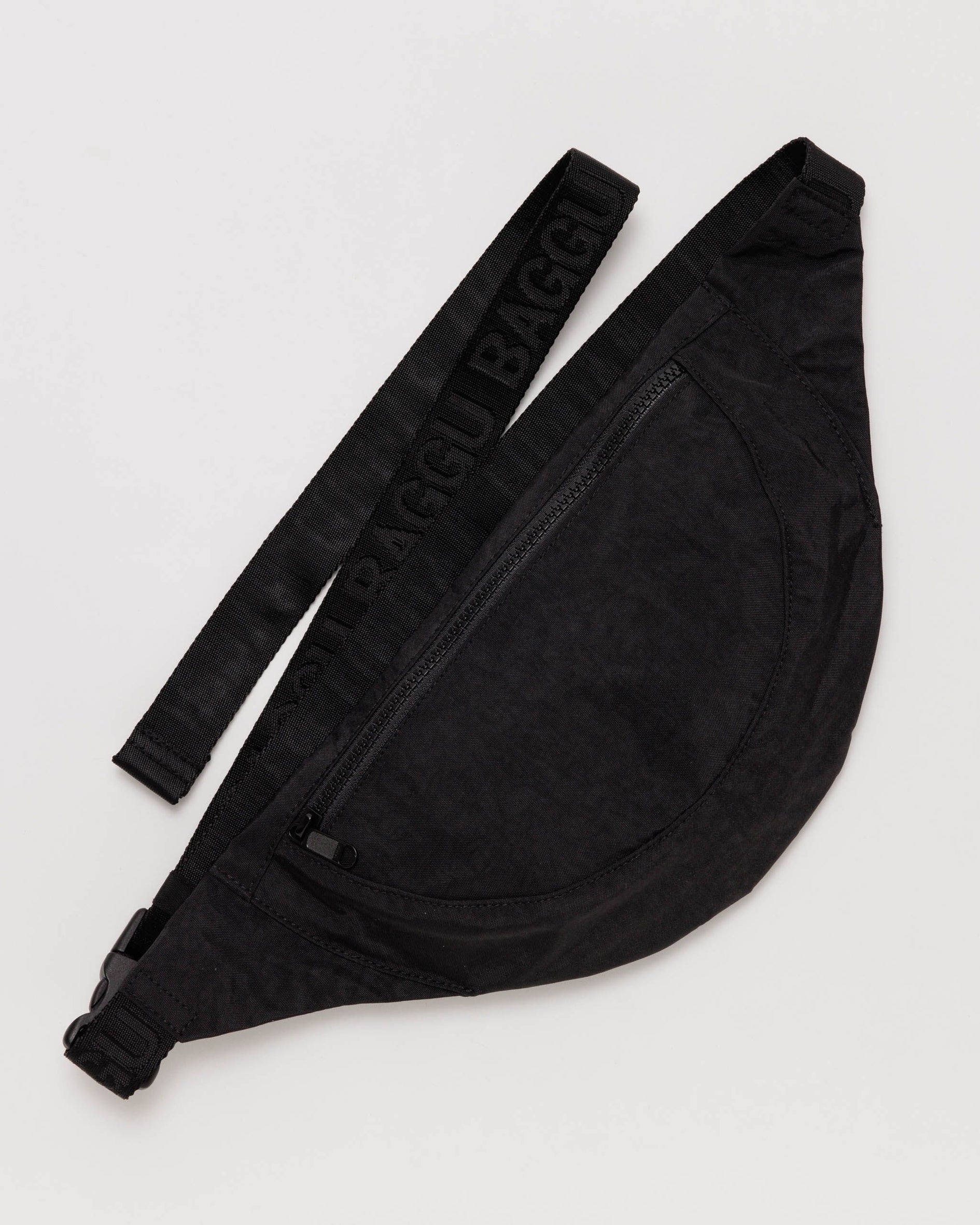 Baggu Crescent Fanny Pack - Black - Proper