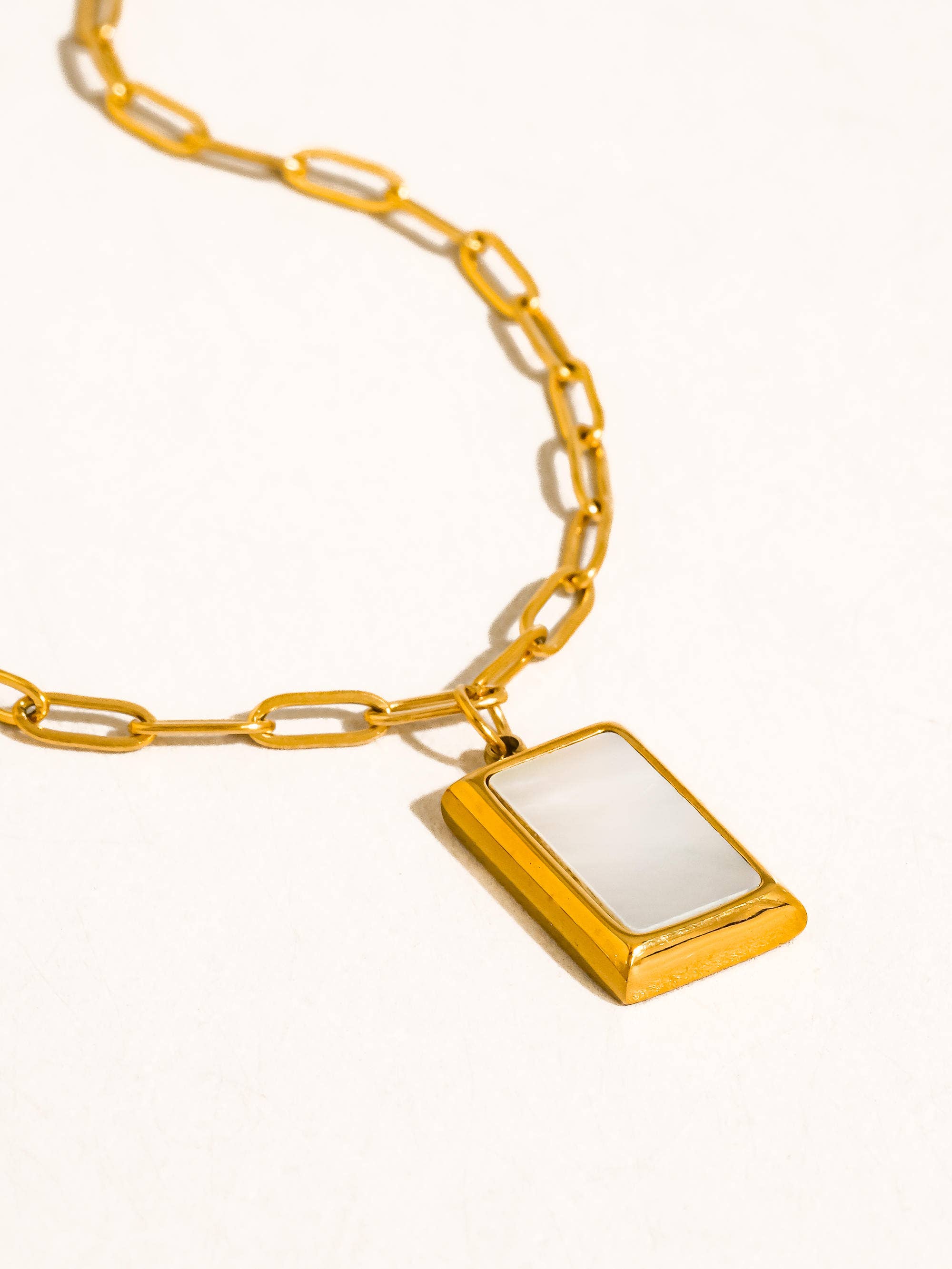 Versa 18K Gold Non-Tarnish Seashell Pendant Necklace - Proper
