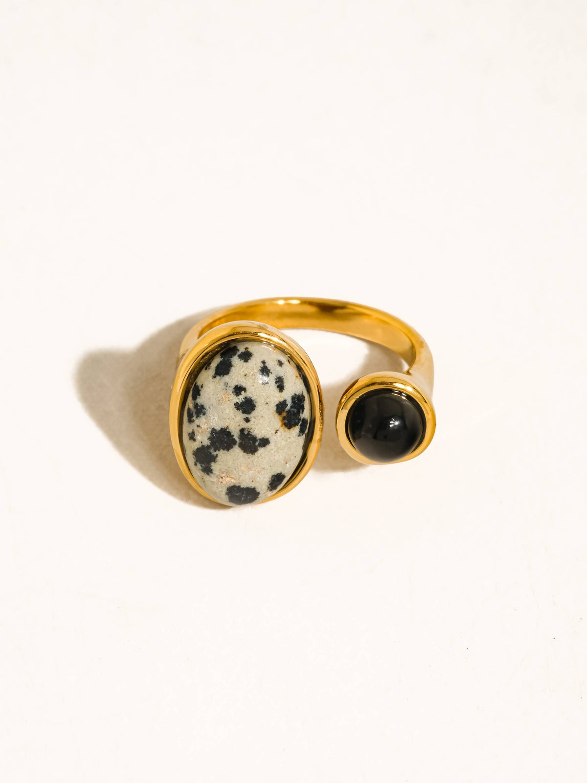 Embrun 18K Gold Non-Tarnish Dalmatian Jasper Onyx Ring - Proper