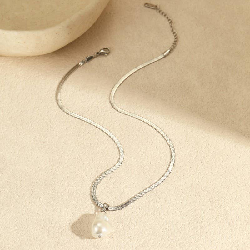 Single Pearl Necklace