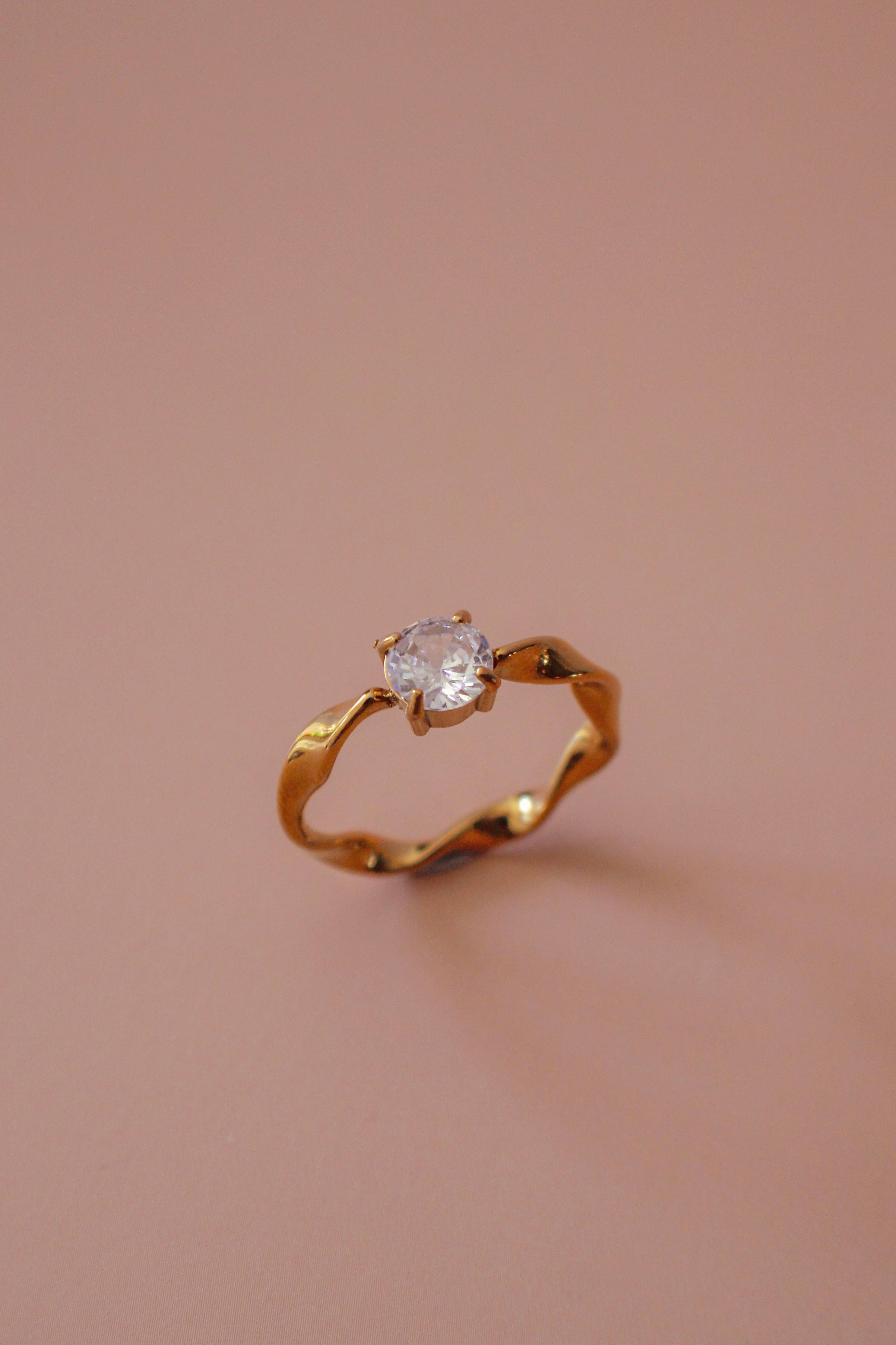 Hollis Ring
