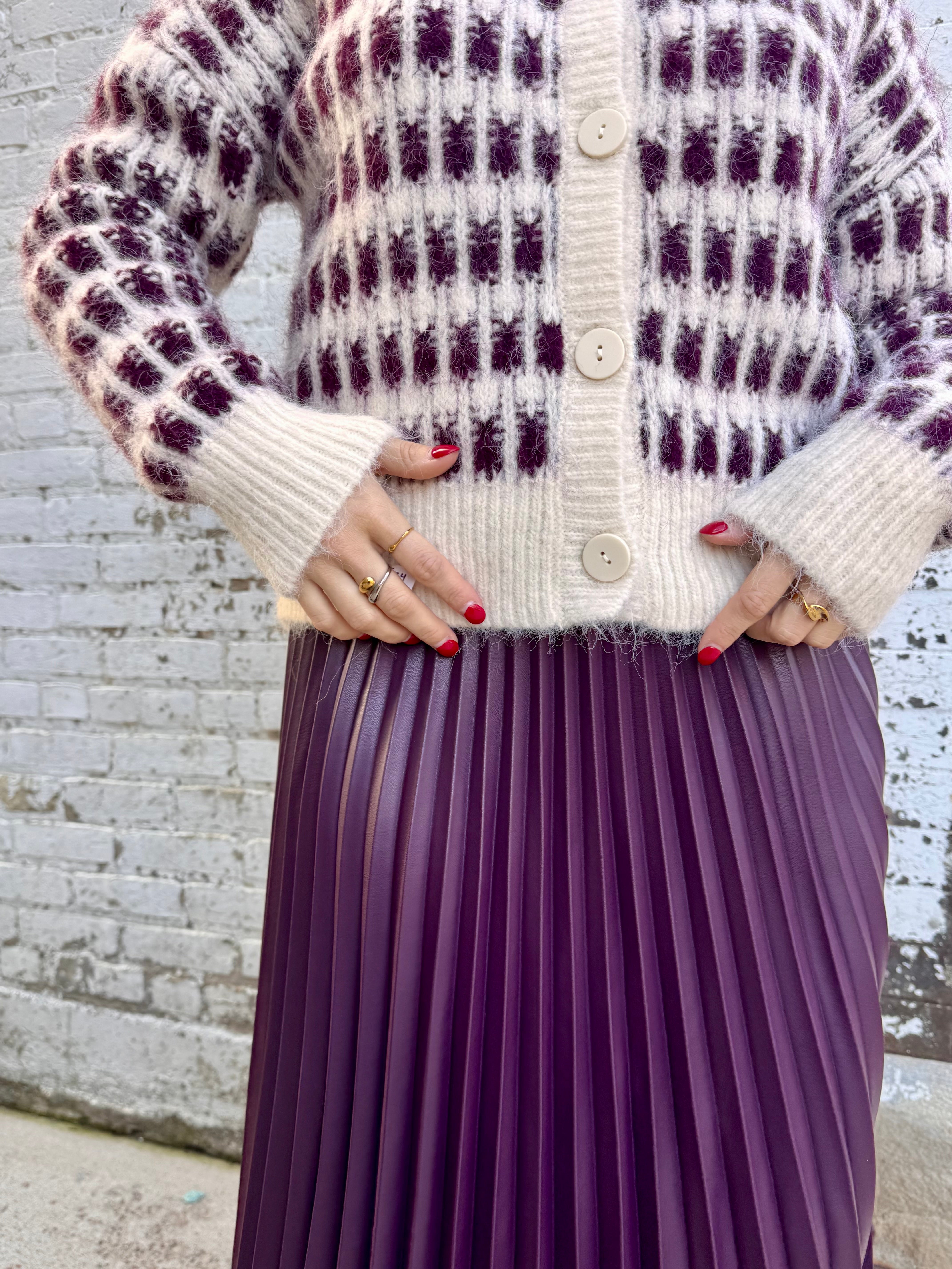 Lisa Cardigan - Proper