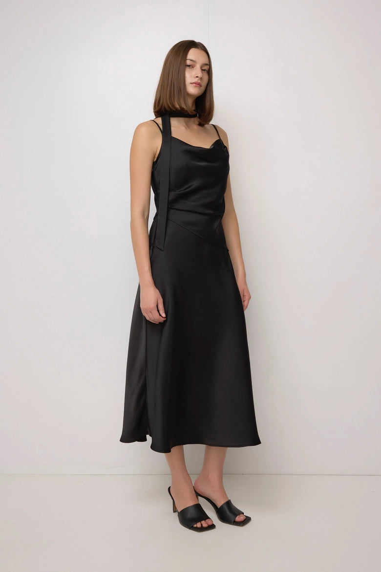 Yuna Dress
