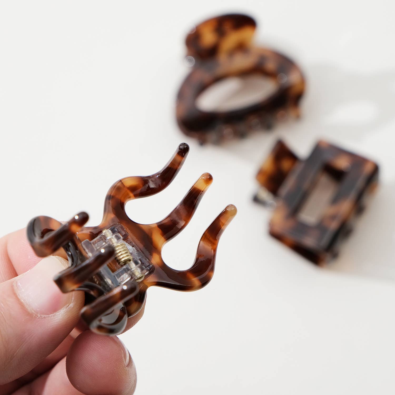 Deep Tortoise Mini | Assorted Mini Claw Clips - Proper