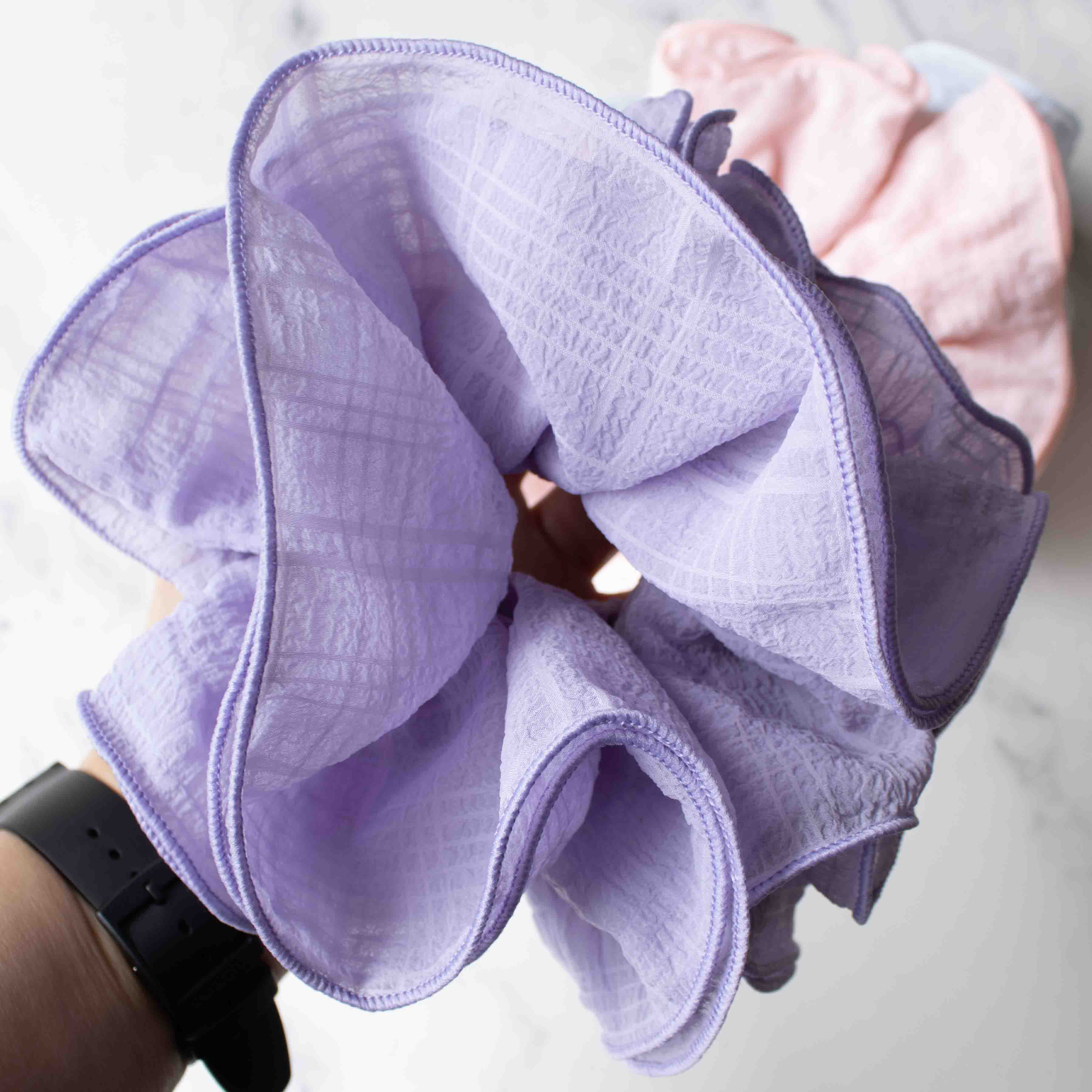 Ruffle Light Scrunchie