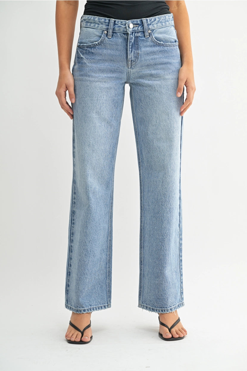 Low Rise Relaxed Straight Leg