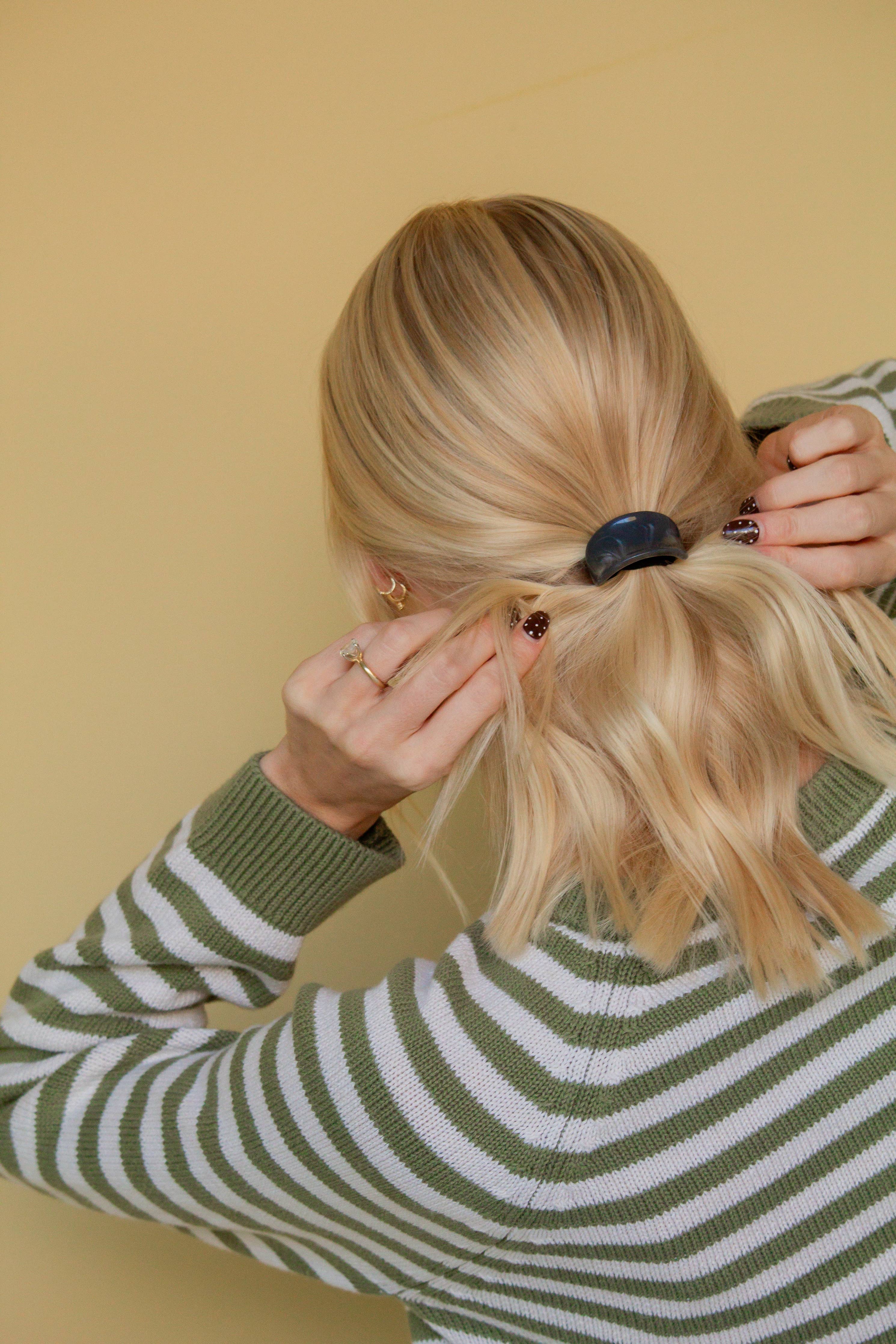 Charcoal Ponytail Cuff