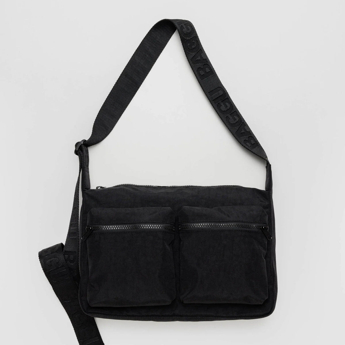★TOUT Y EST★ Linen Like Cargo Cross Bag Black UP223CBG58 U 7ebd29a354711ed85edbebec2ab520