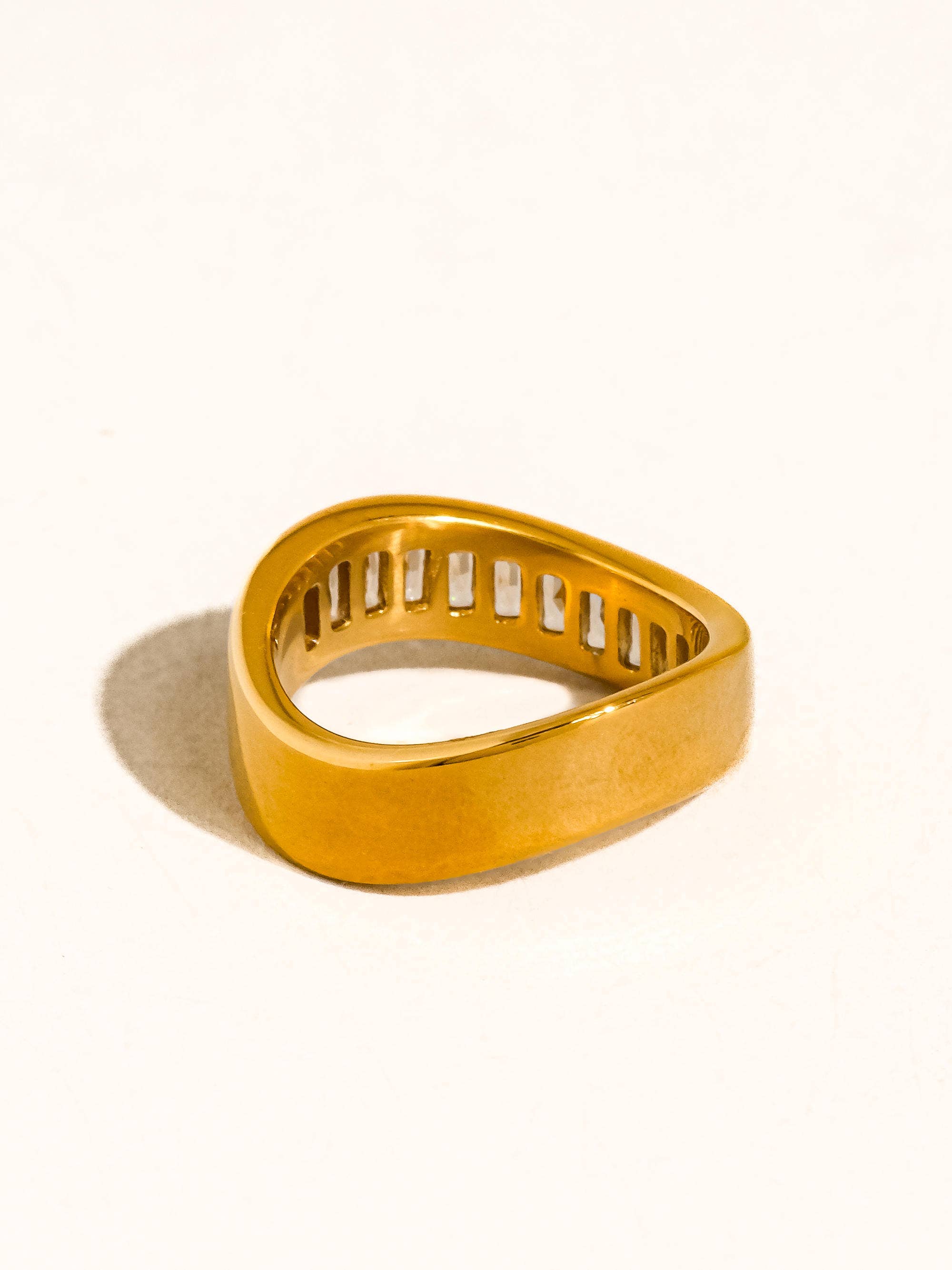 Calyxe Ring - Proper
