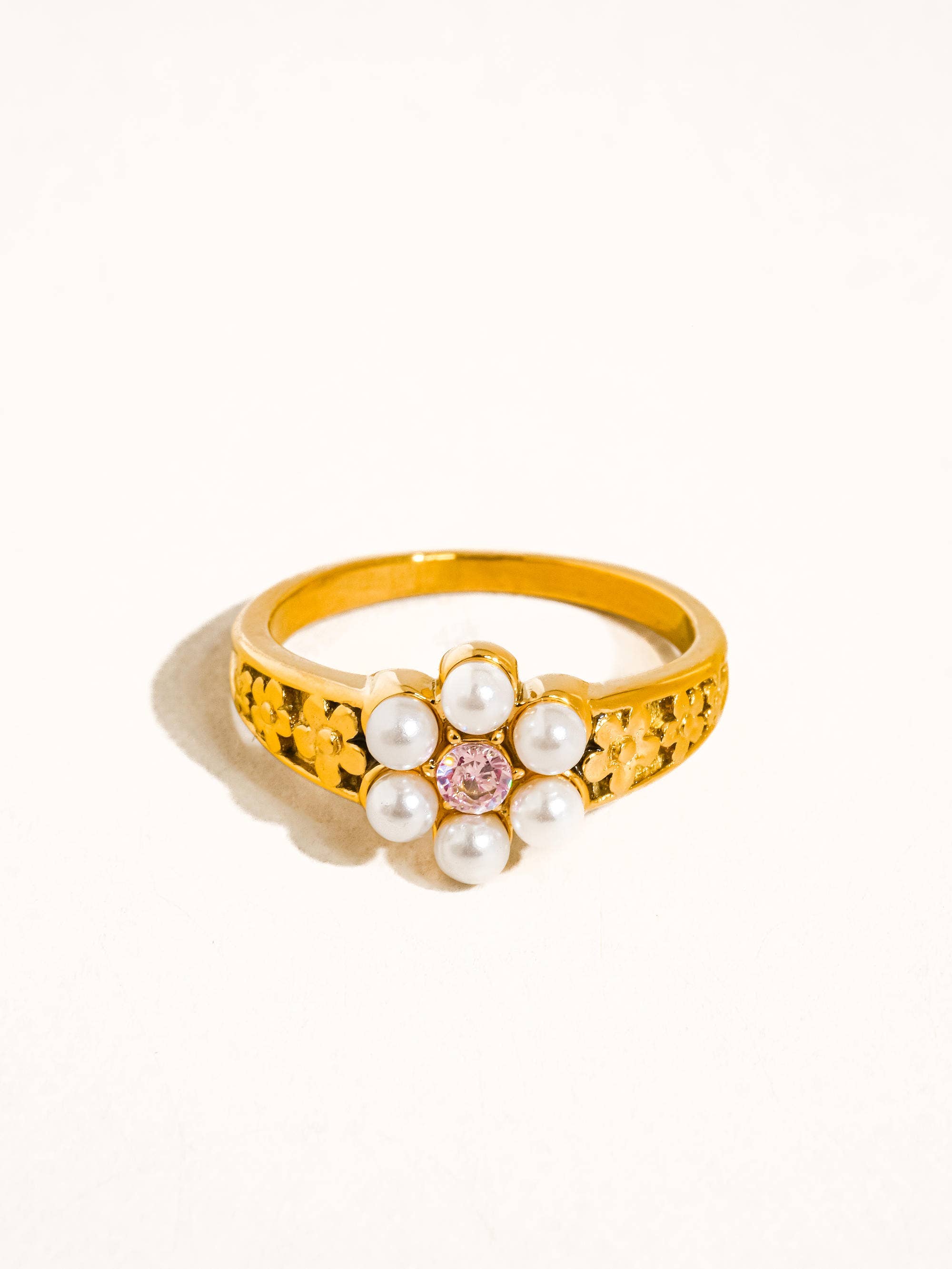 Lynn Flower Ring - Proper