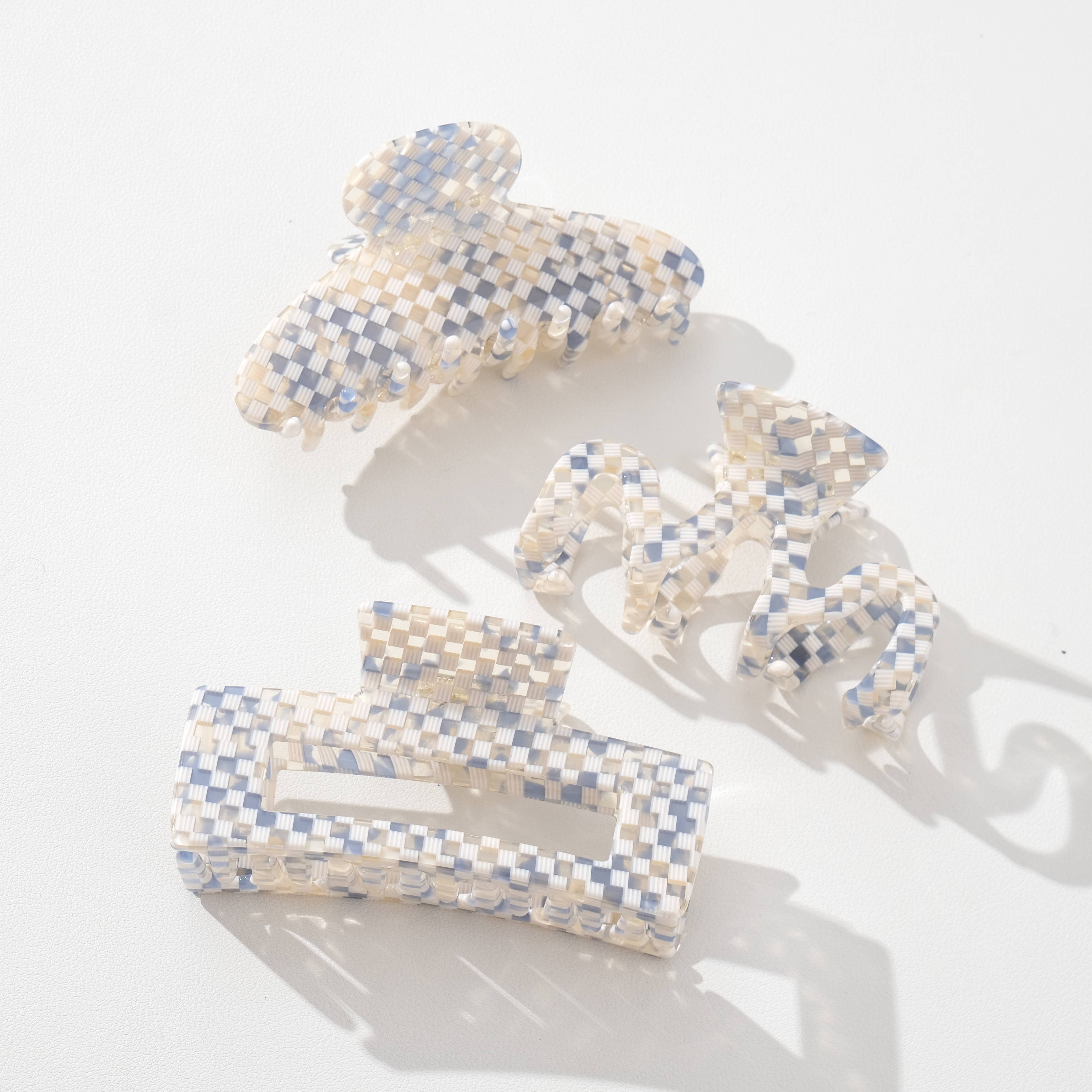 Blue Sand Checkerboard Large - Assorted Claw Clips - Proper