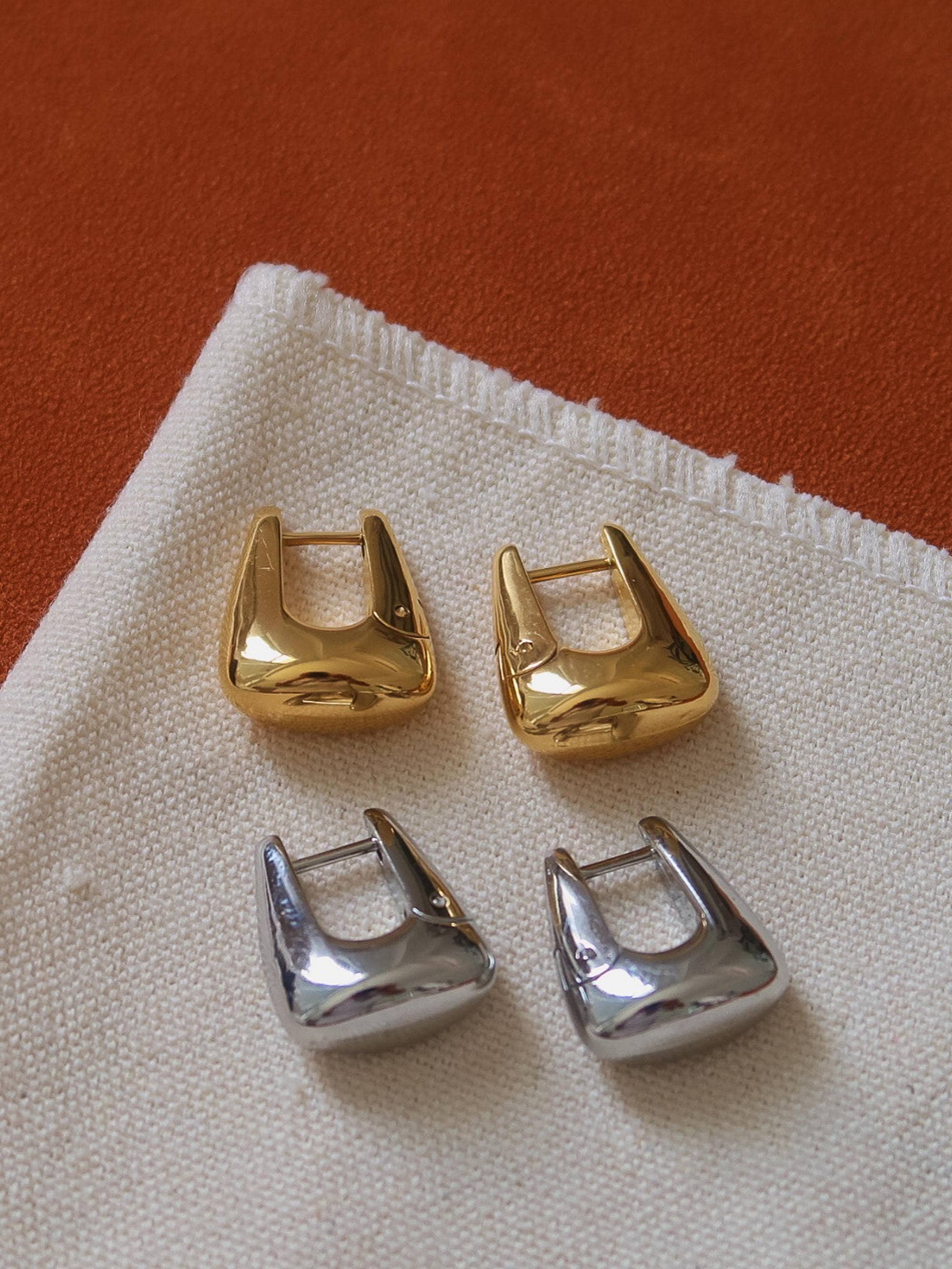 Cadance Hoop Earrings