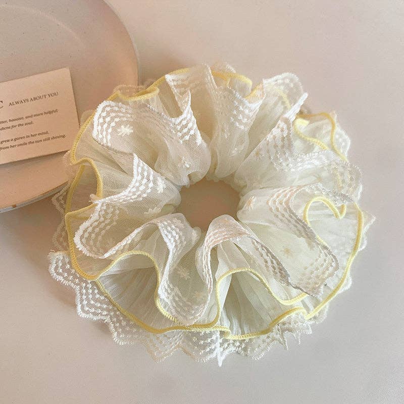 Embroidered Voluminous Tulle Lace Scrunchie 8BK6HSR04 - Proper