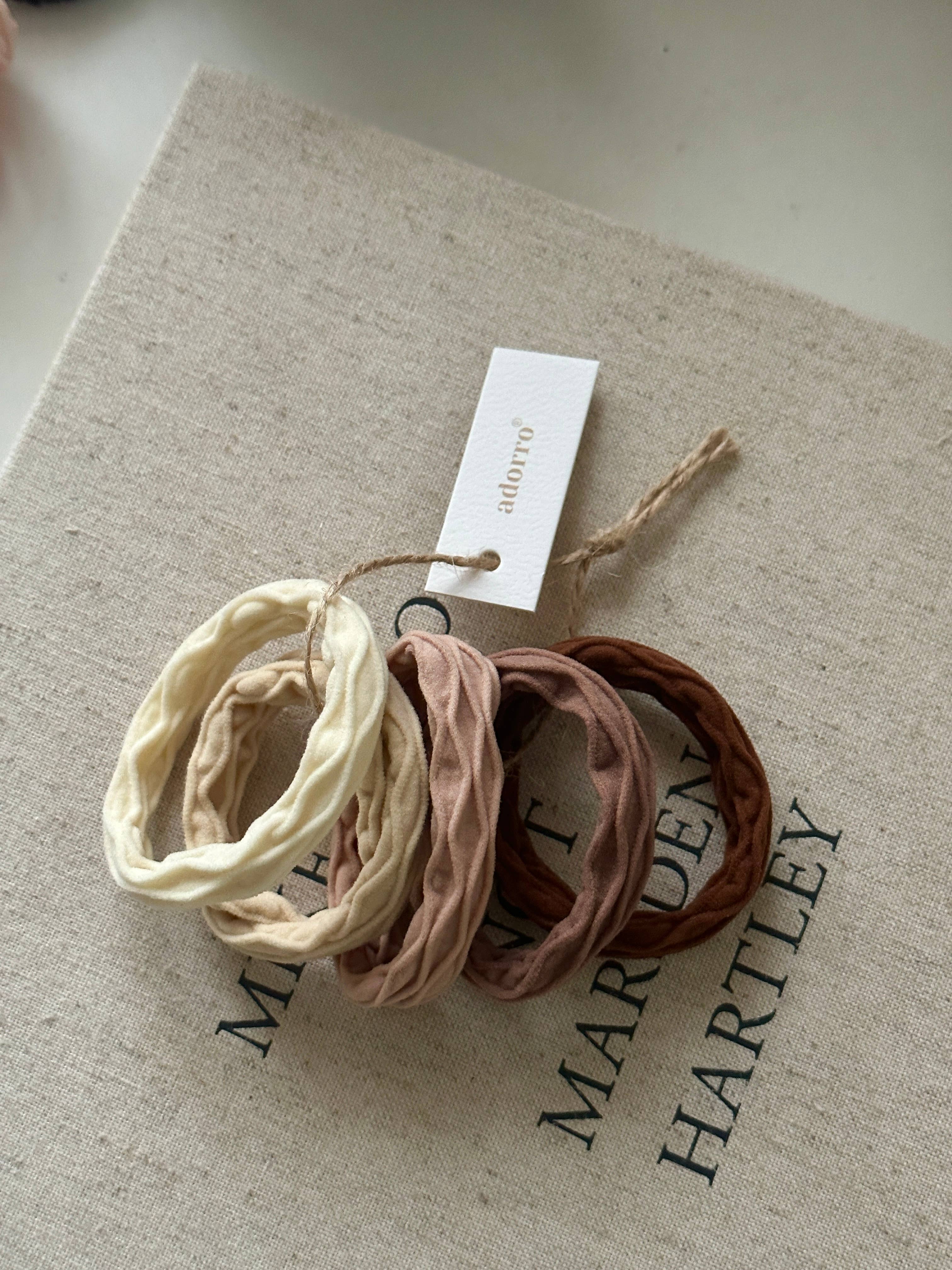 Neutral Wavy Seamless Hair Ties (Set of 5) - Proper