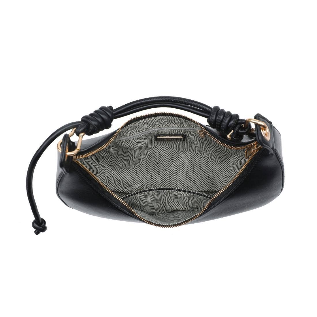 Emilia Hobo - Proper