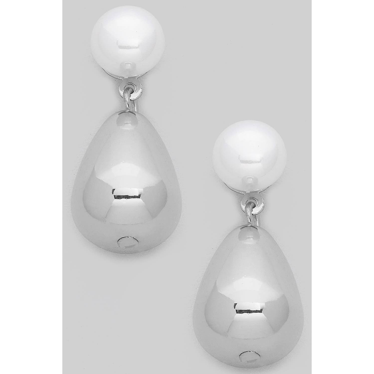 Metal Teardrop Pearl Earring