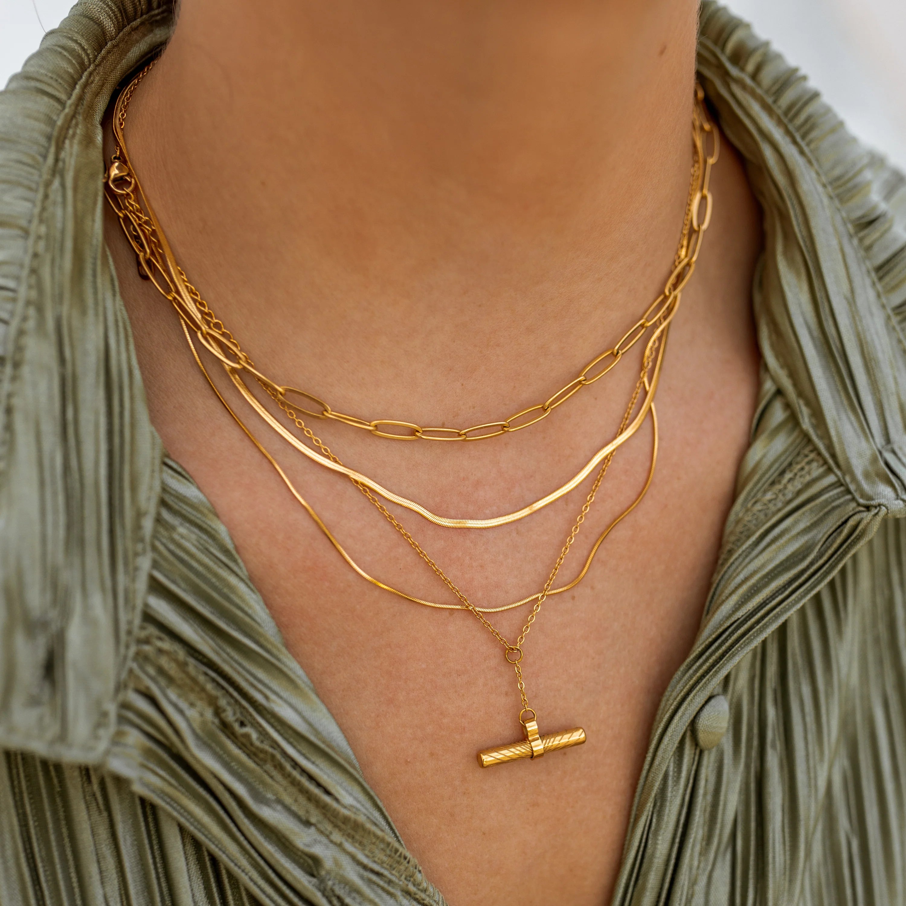 Stilness Necklace - Proper