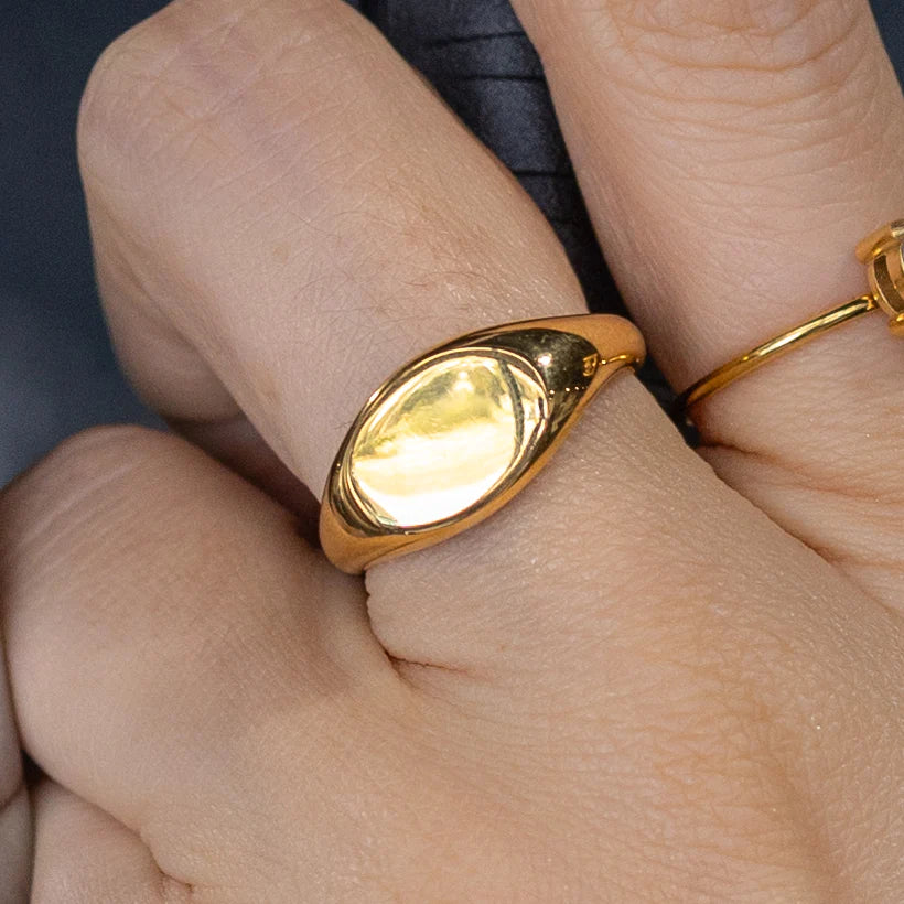 Signet Ring