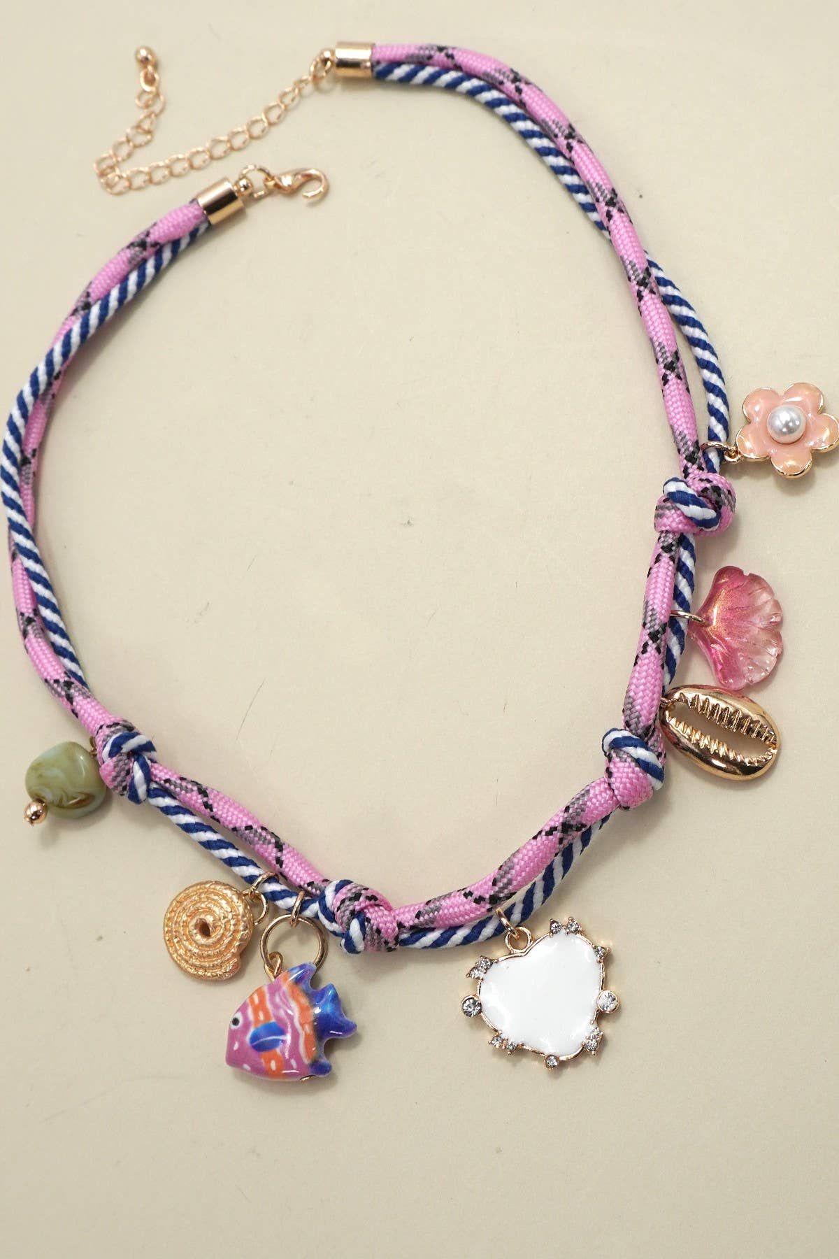 CORD CHARM-PORCELAIN FISH HEART FLOWER NECKLACE | 80N92299 - Proper