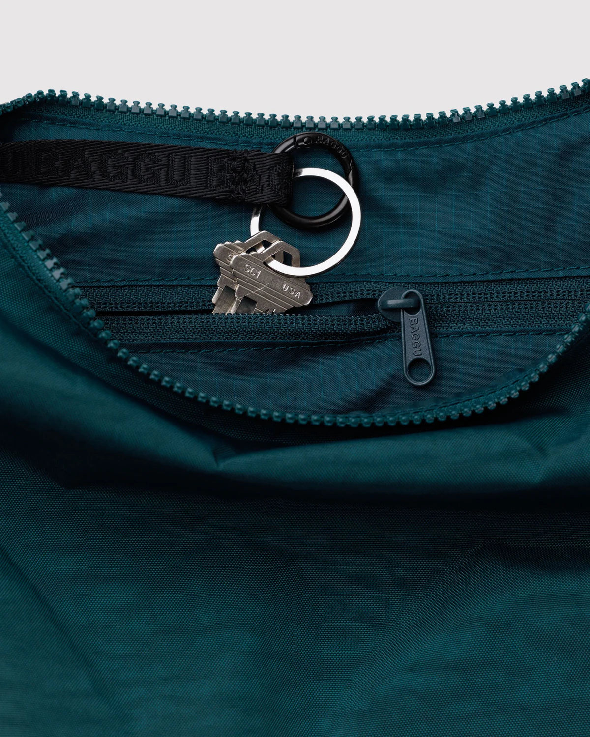 Baggu Medium Nylon Crescent Bag - Deep Sea - Proper