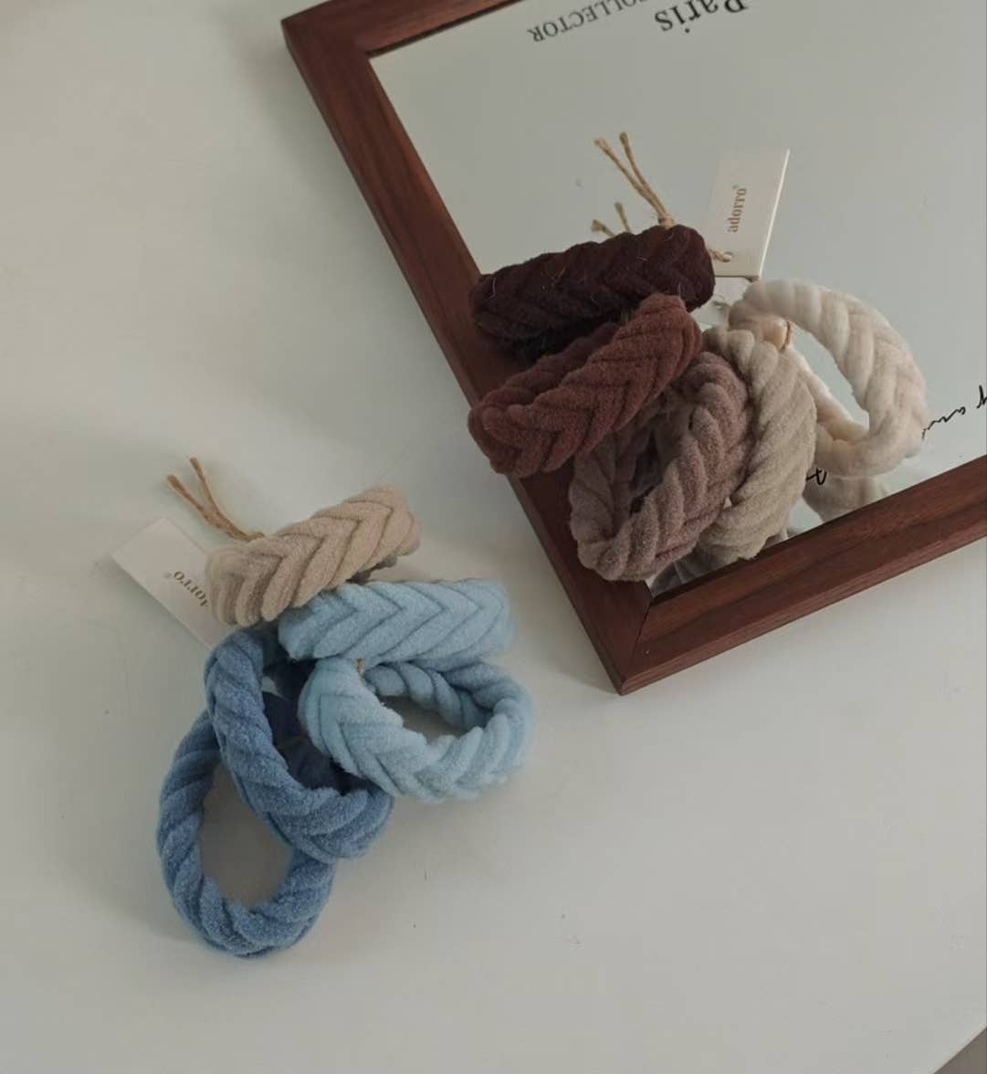 Neutral Chevron Seamless Hair Ties (Set of 5) - Proper