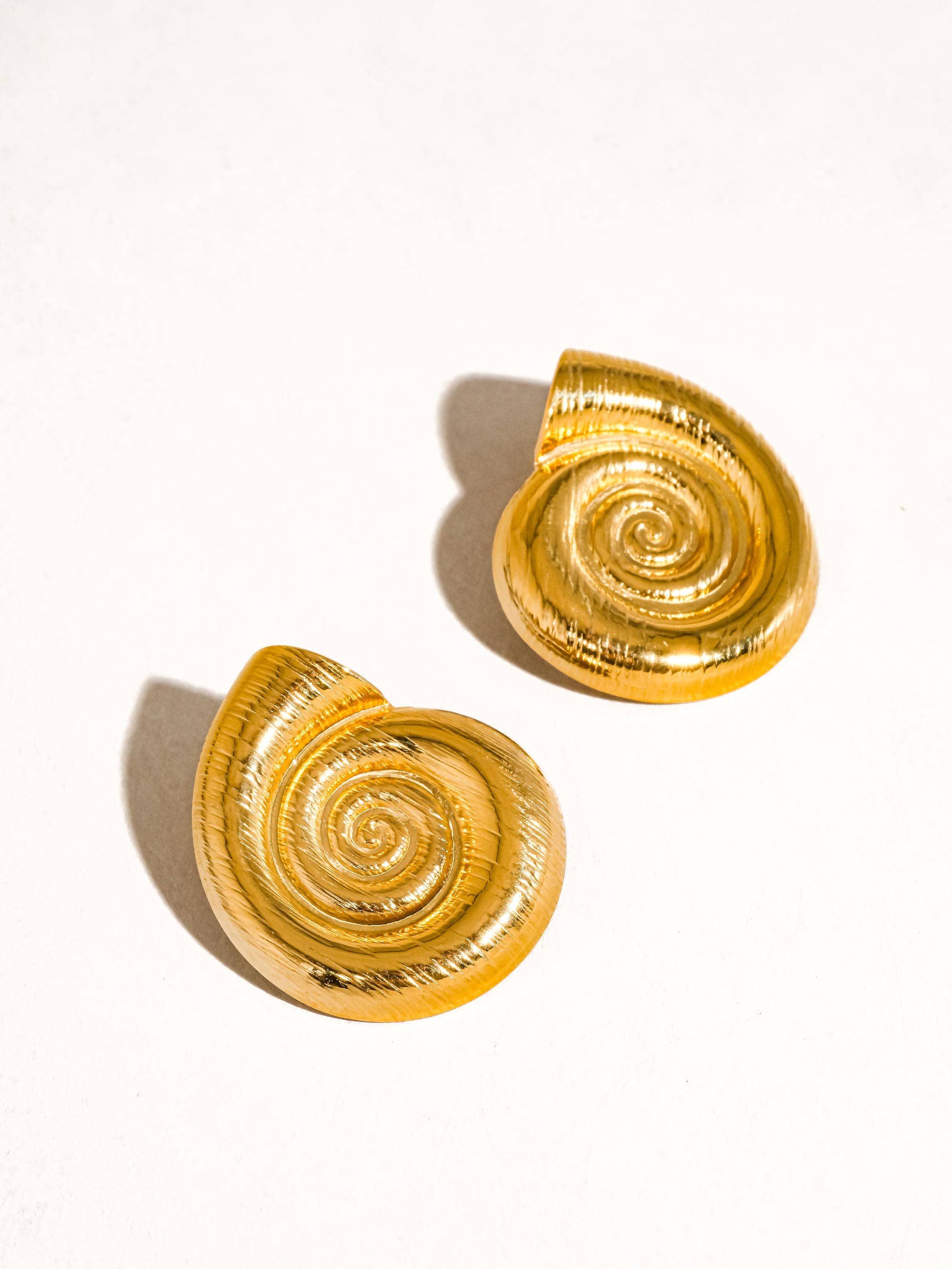 Coraline Stud
